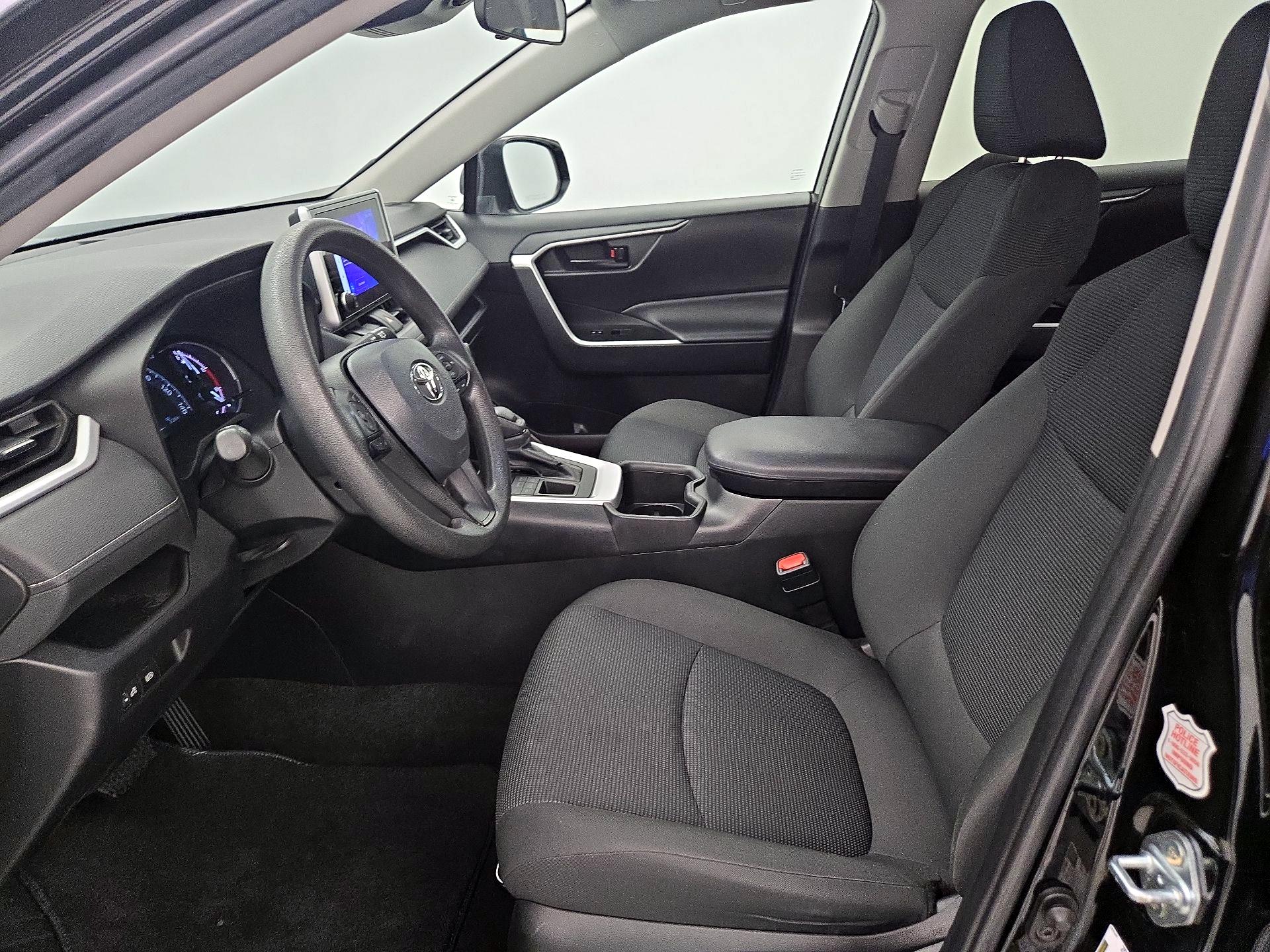 Thumbnail: 2024 Toyota RAV4 - 11