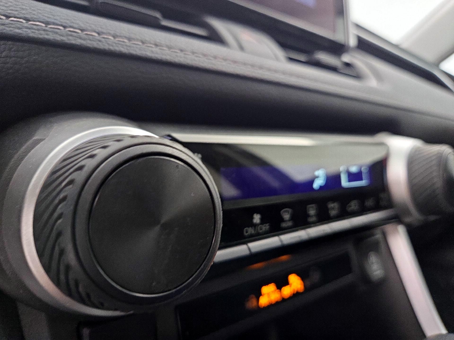 Thumbnail: 2024 Toyota RAV4 - 16