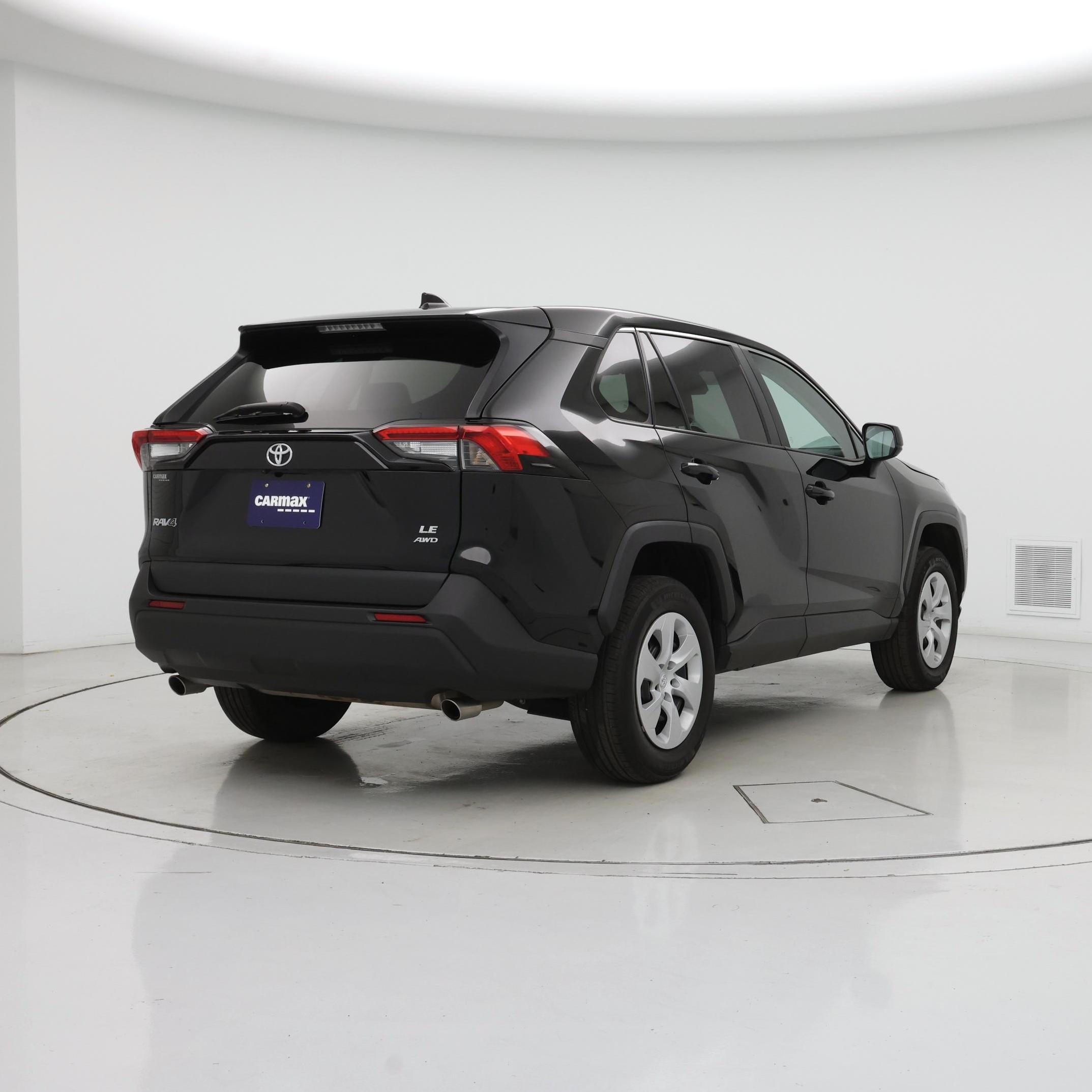 Thumbnail: 2024 Toyota RAV4 - 8