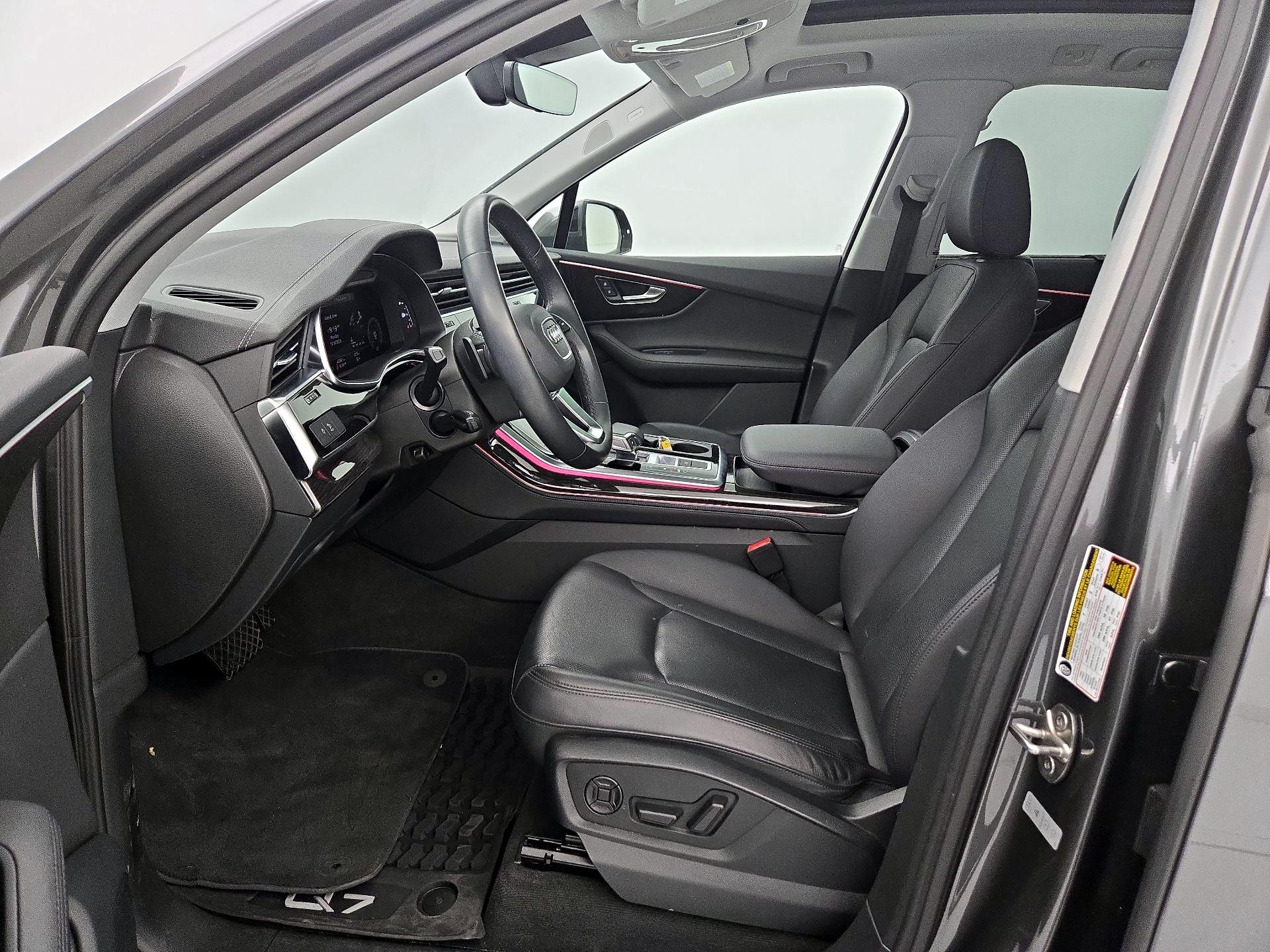 Thumbnail: 2023 Audi Q7 - 11