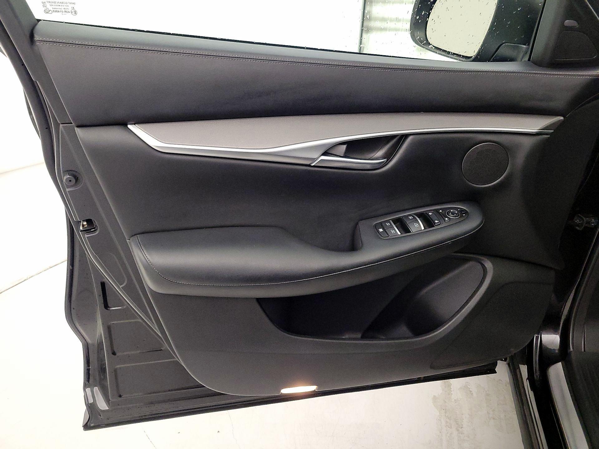 Thumbnail: 2022 INFINITI QX50 - 12