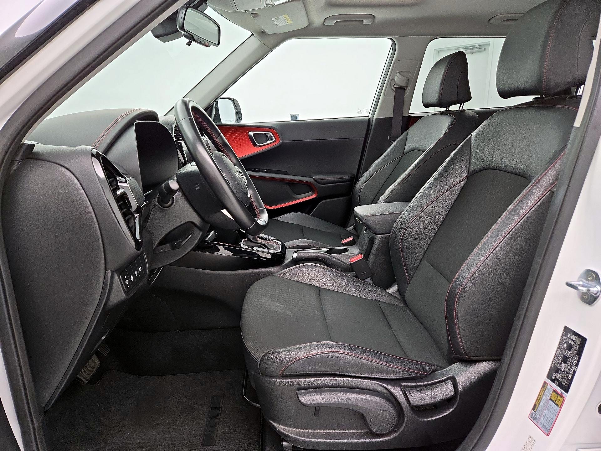 Thumbnail: 2023 Kia Soul - 11