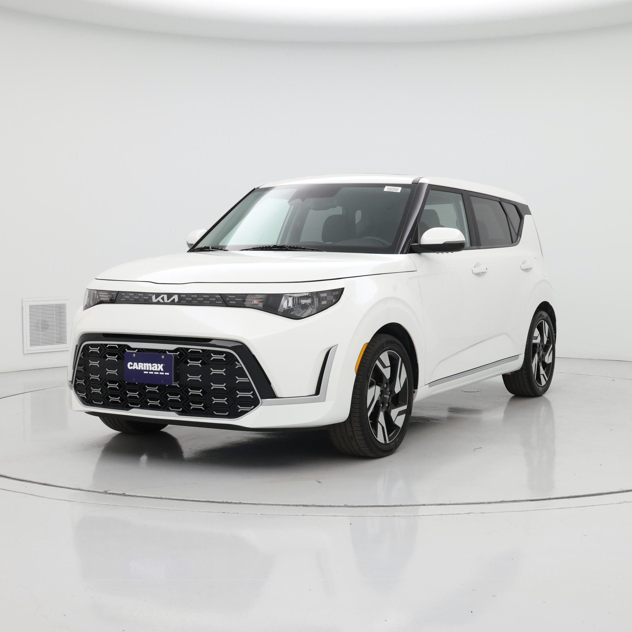 Thumbnail: 2023 Kia Soul - 4