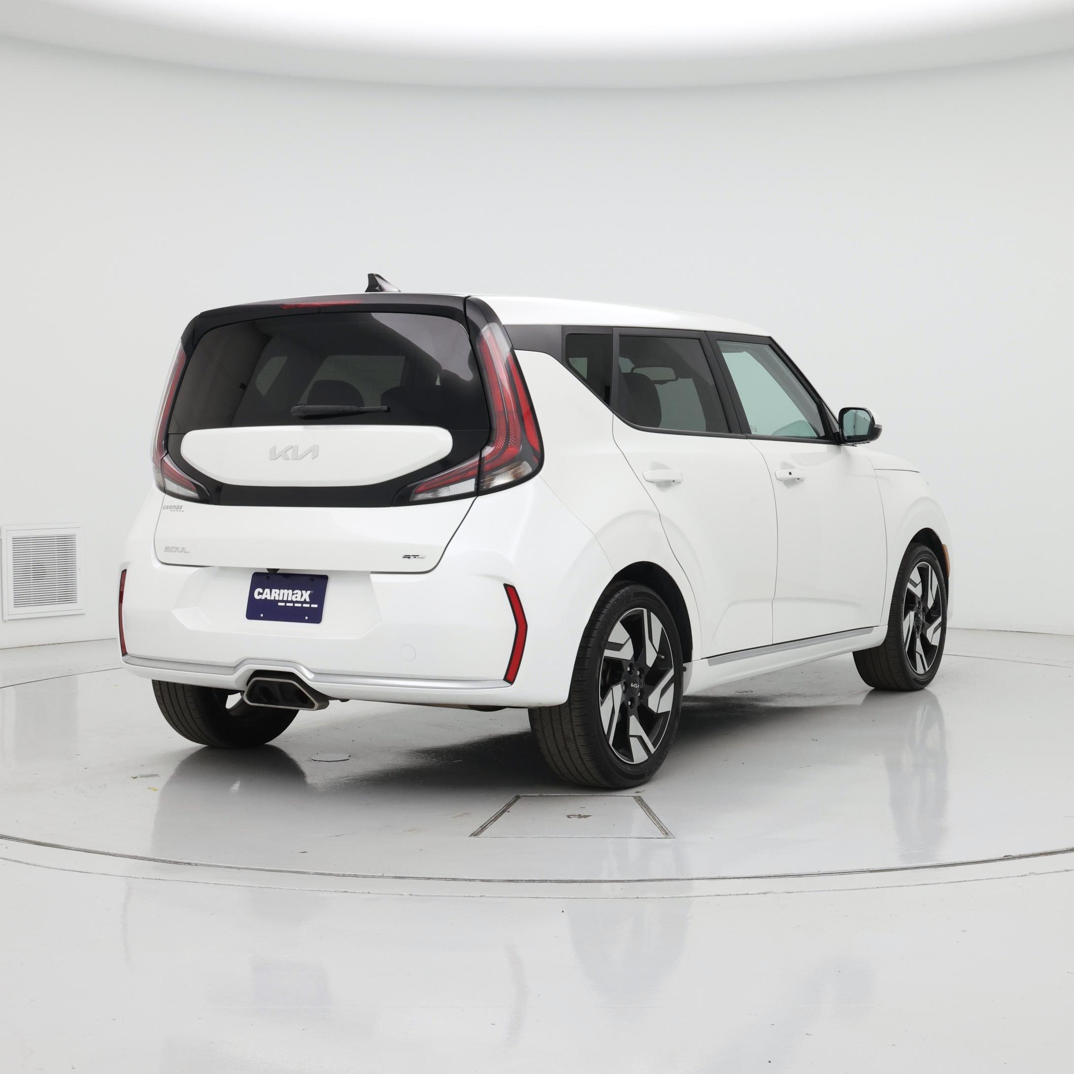 Thumbnail: 2023 Kia Soul - 8