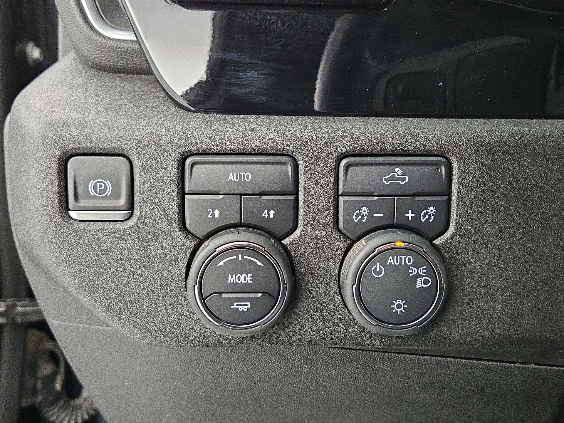 Thumbnail: 2024 Chevrolet Silverado 1500 - 13