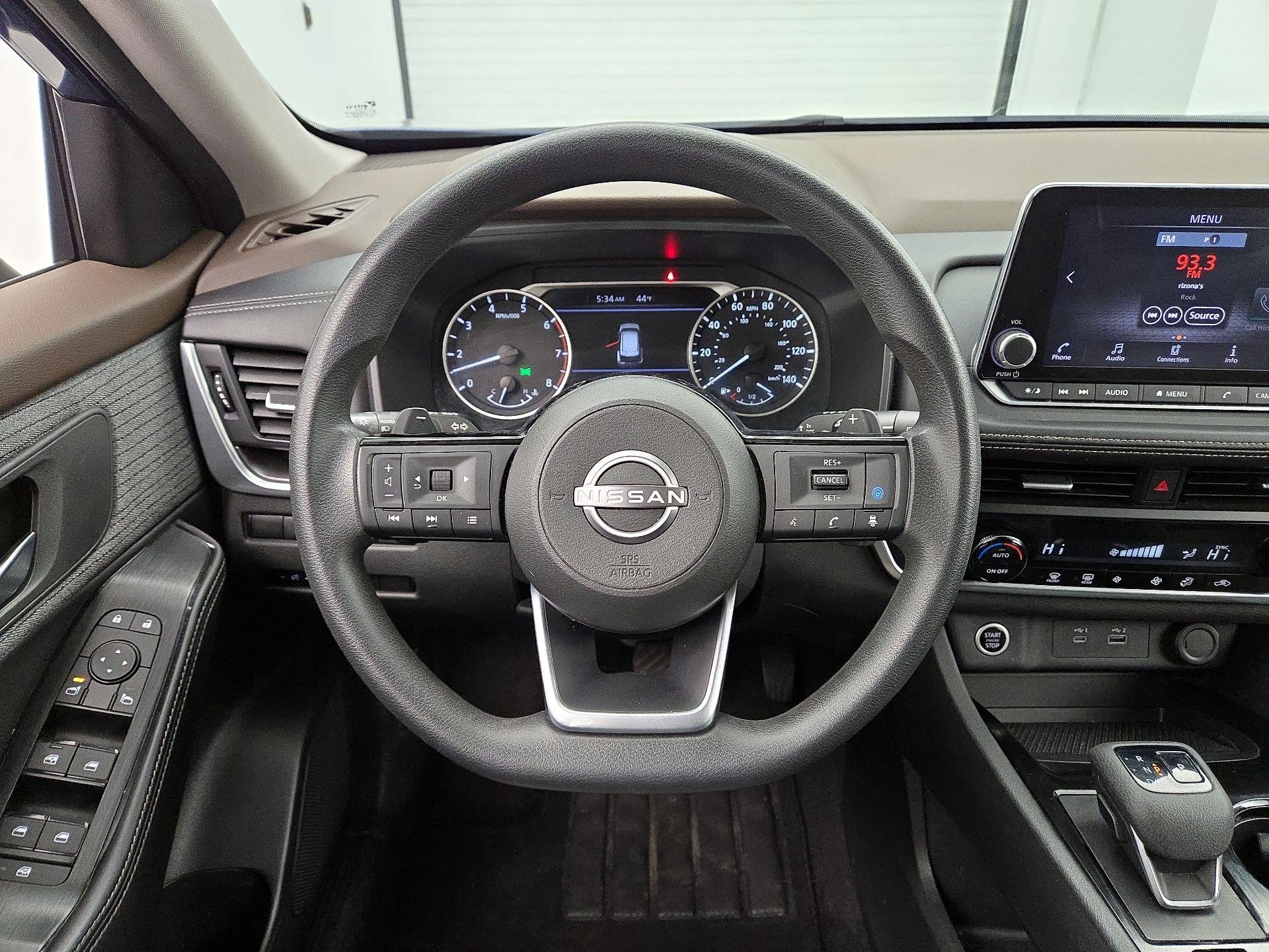 Thumbnail: 2023 Nissan Rogue - 10