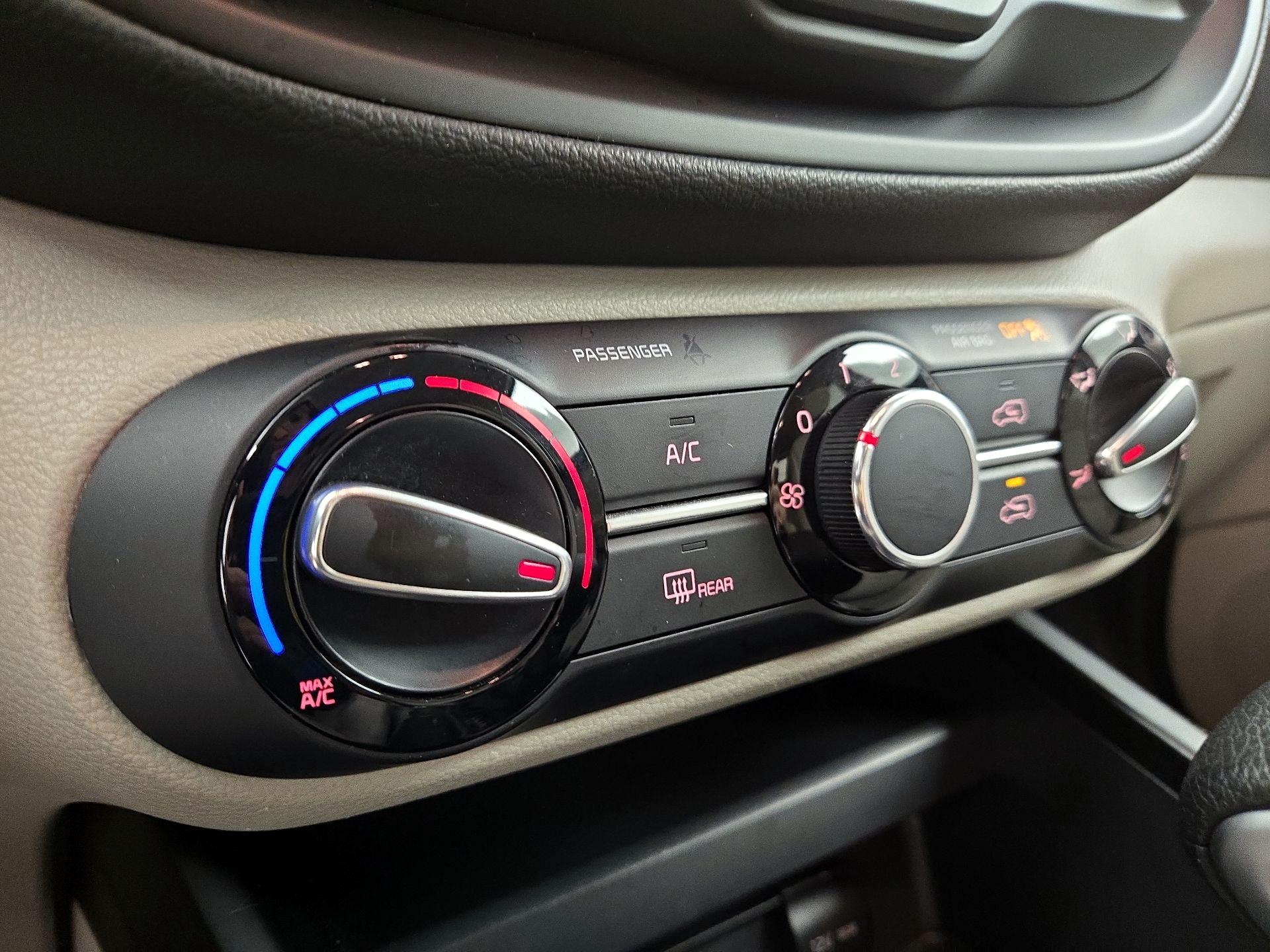 Thumbnail: 2021 Kia Soul - 16