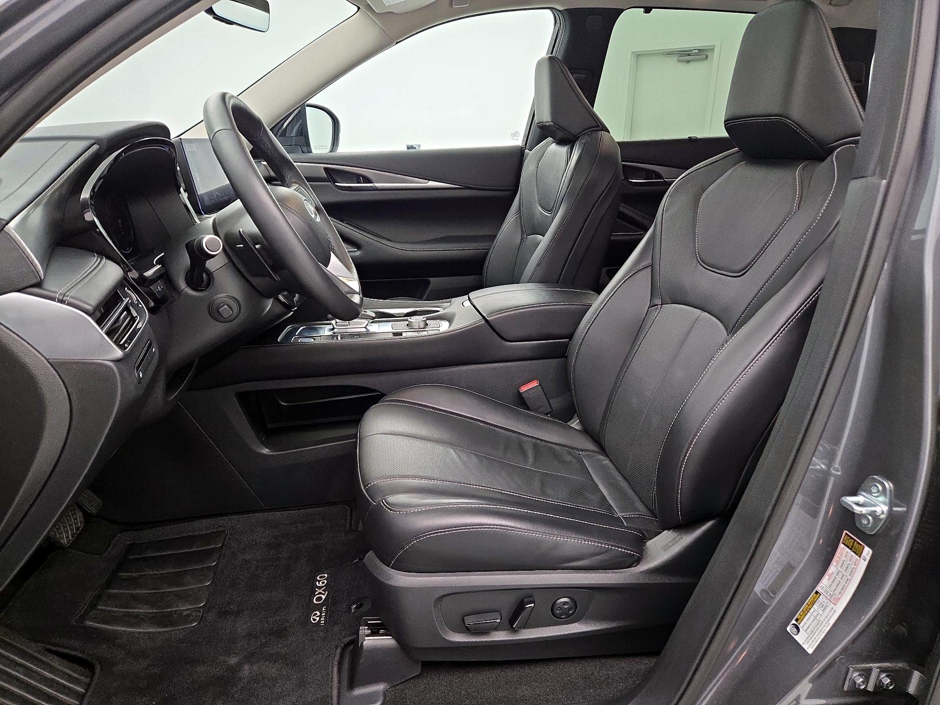 Thumbnail: 2023 INFINITI QX60 - 11