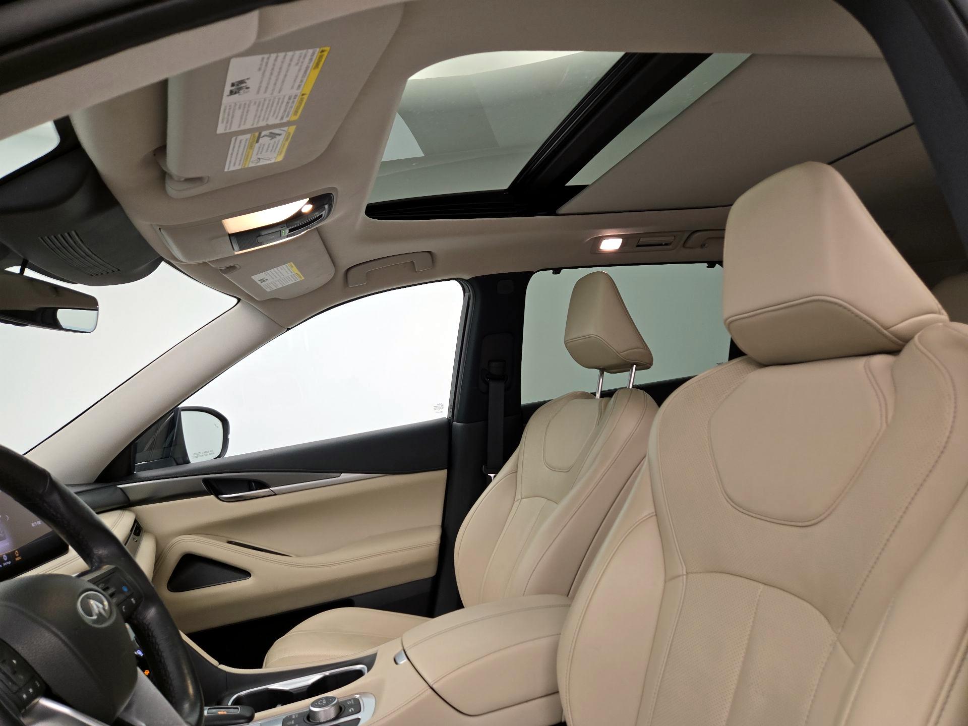 Thumbnail: 2023 INFINITI QX60 - 20