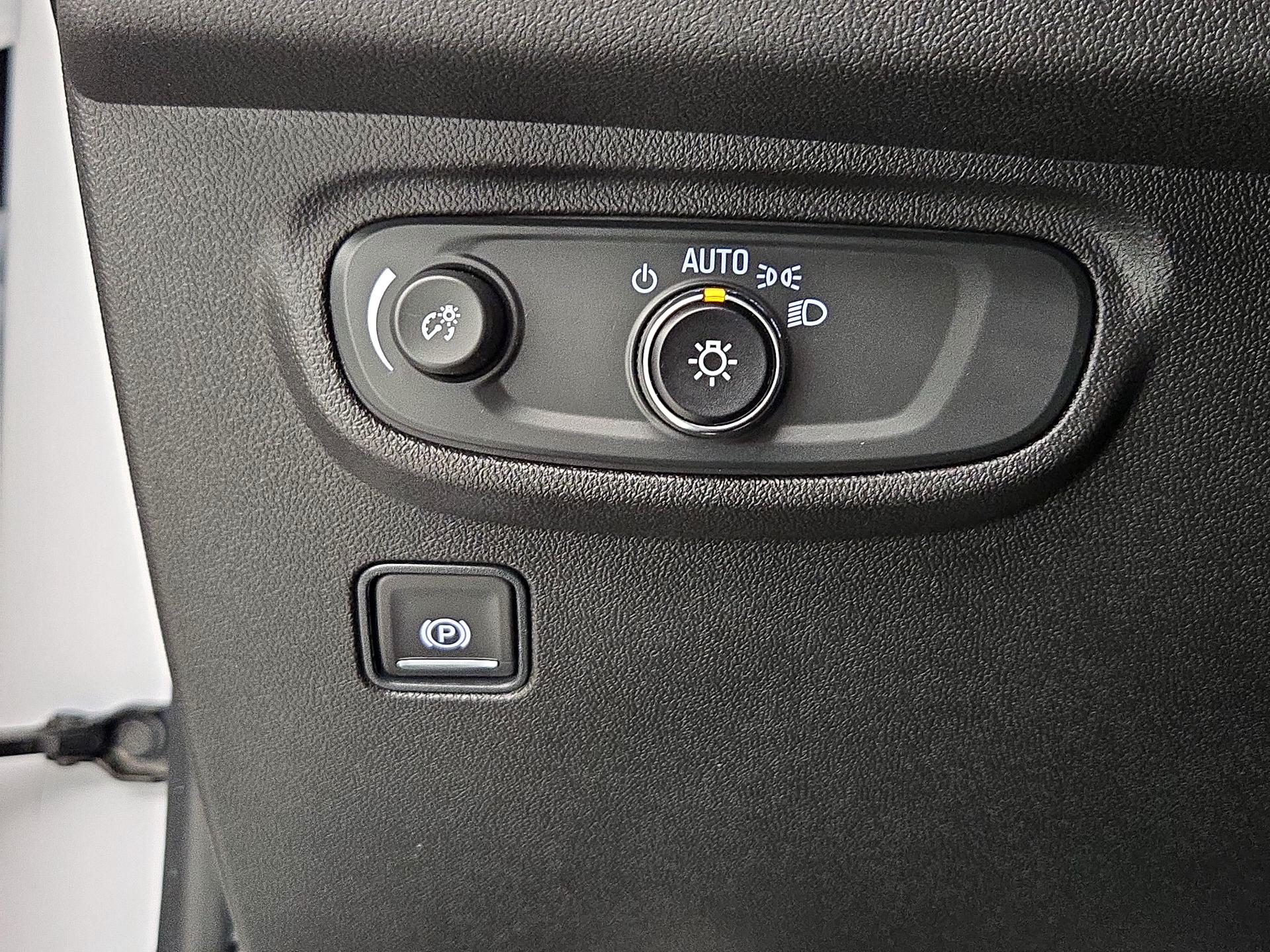 Thumbnail: 2023 GMC Terrain - 13