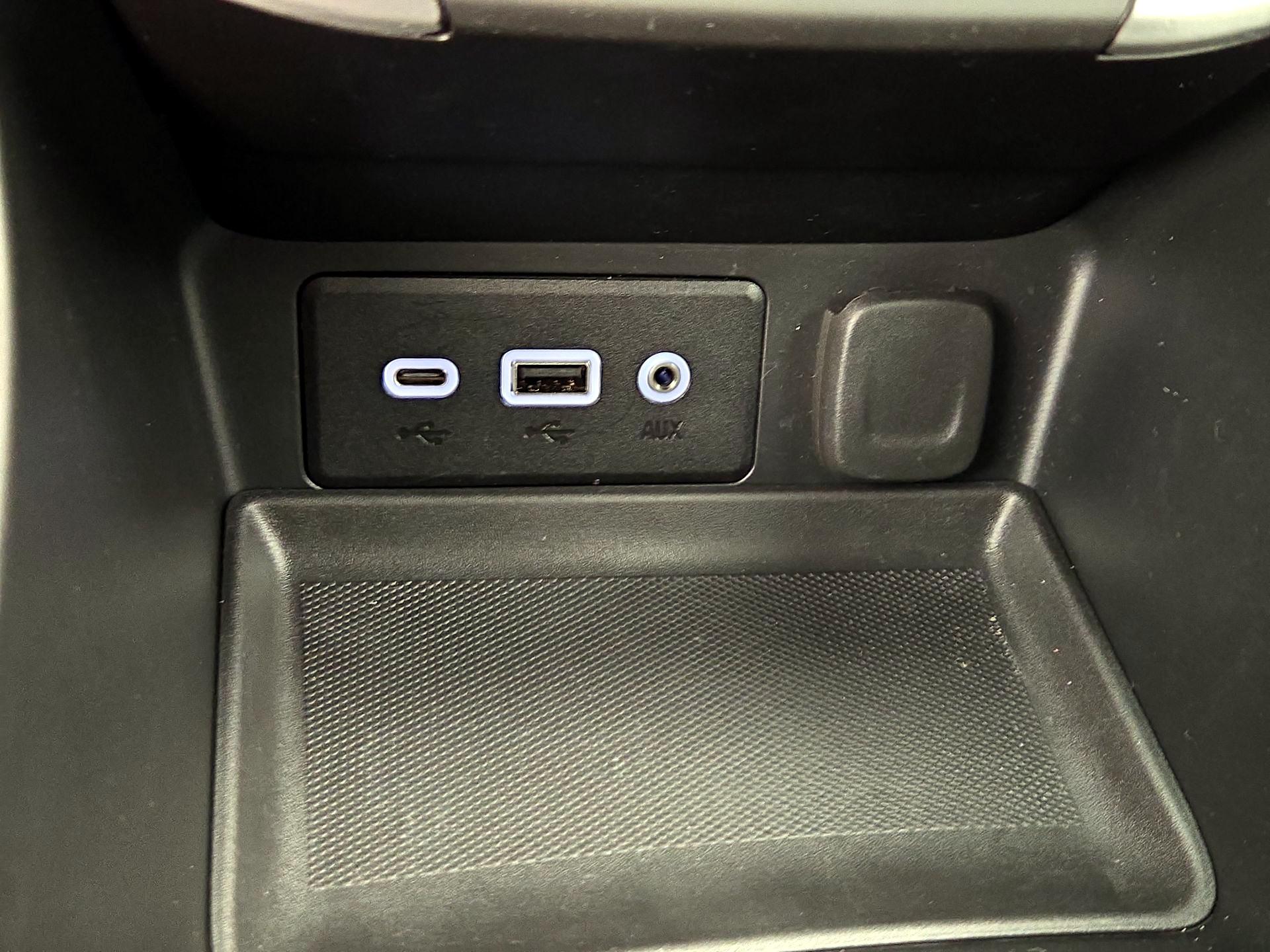 Thumbnail: 2023 GMC Terrain - 18