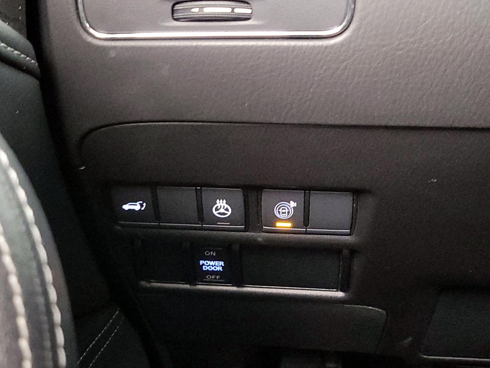 Thumbnail: 2024 INFINITI QX80 - 13