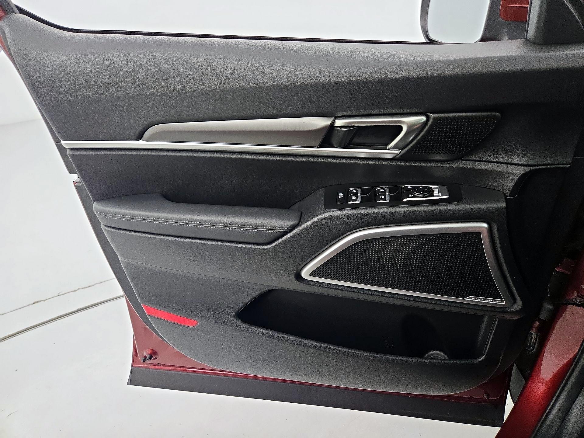 Thumbnail: 2023 Kia Telluride - 12