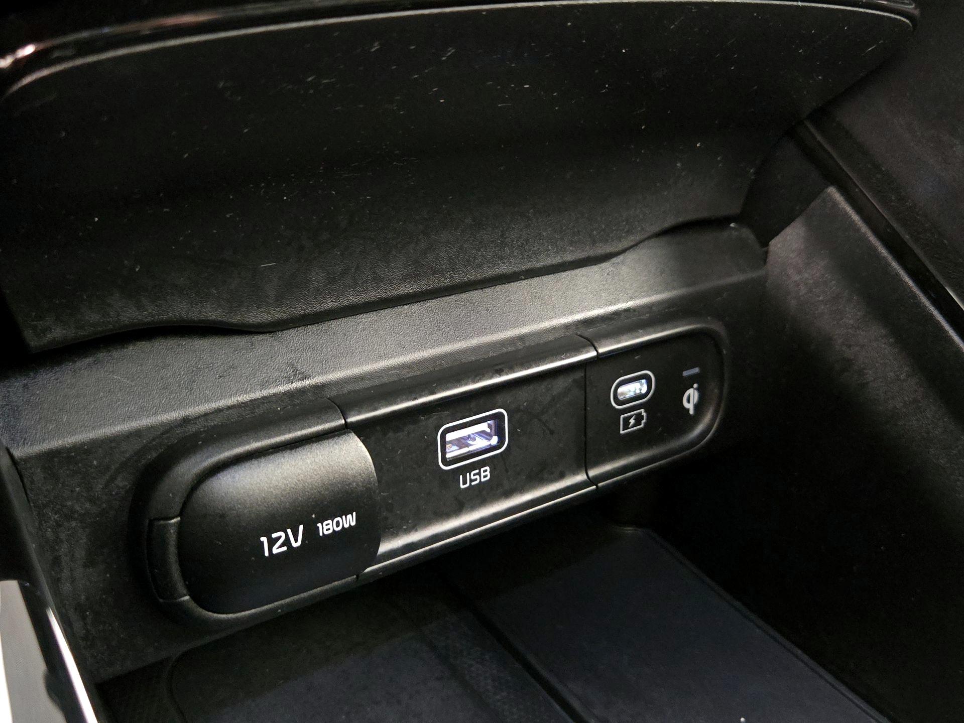 Thumbnail: 2023 Kia Telluride - 19