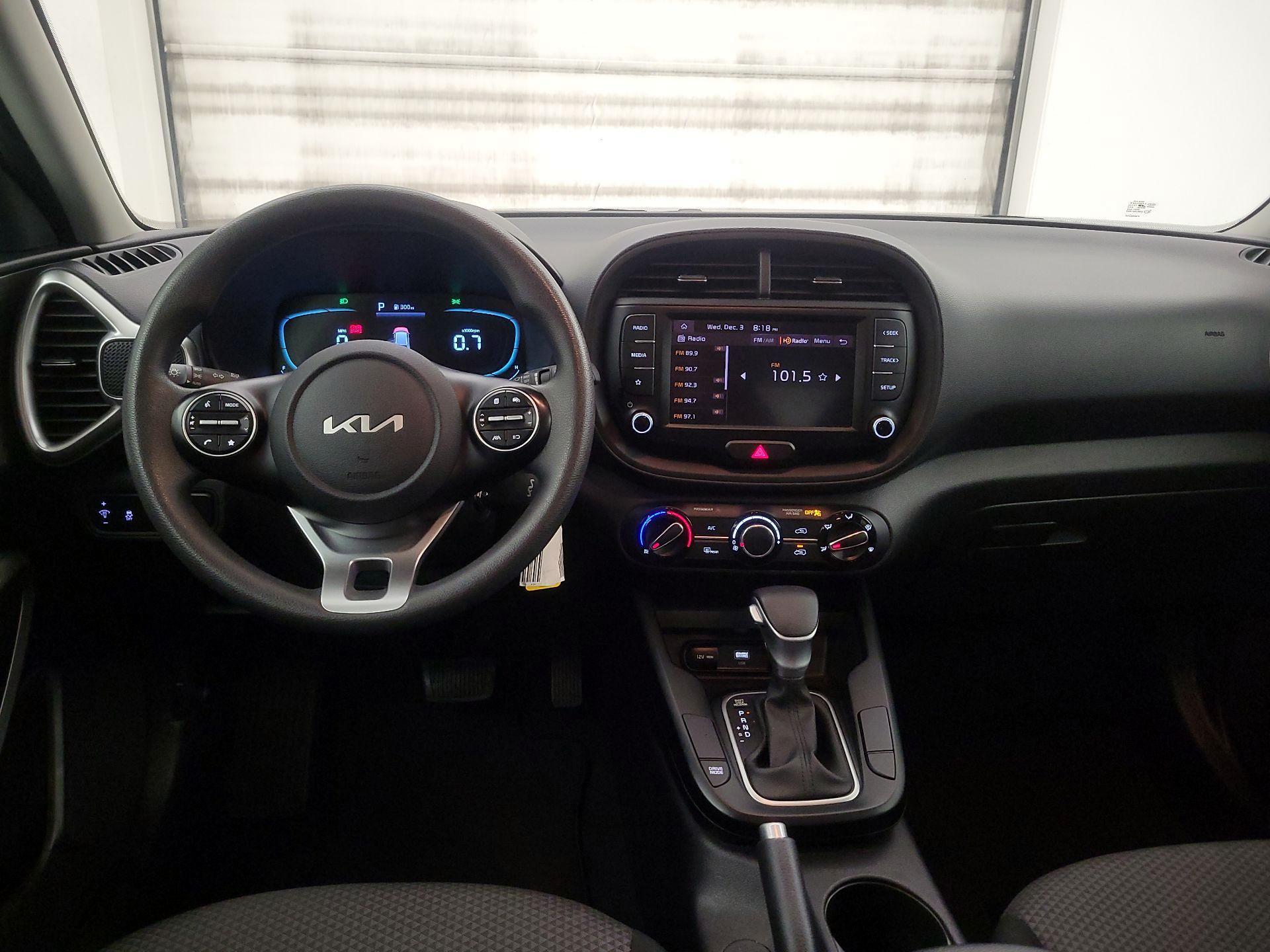 Thumbnail: 2023 Kia Soul - 9