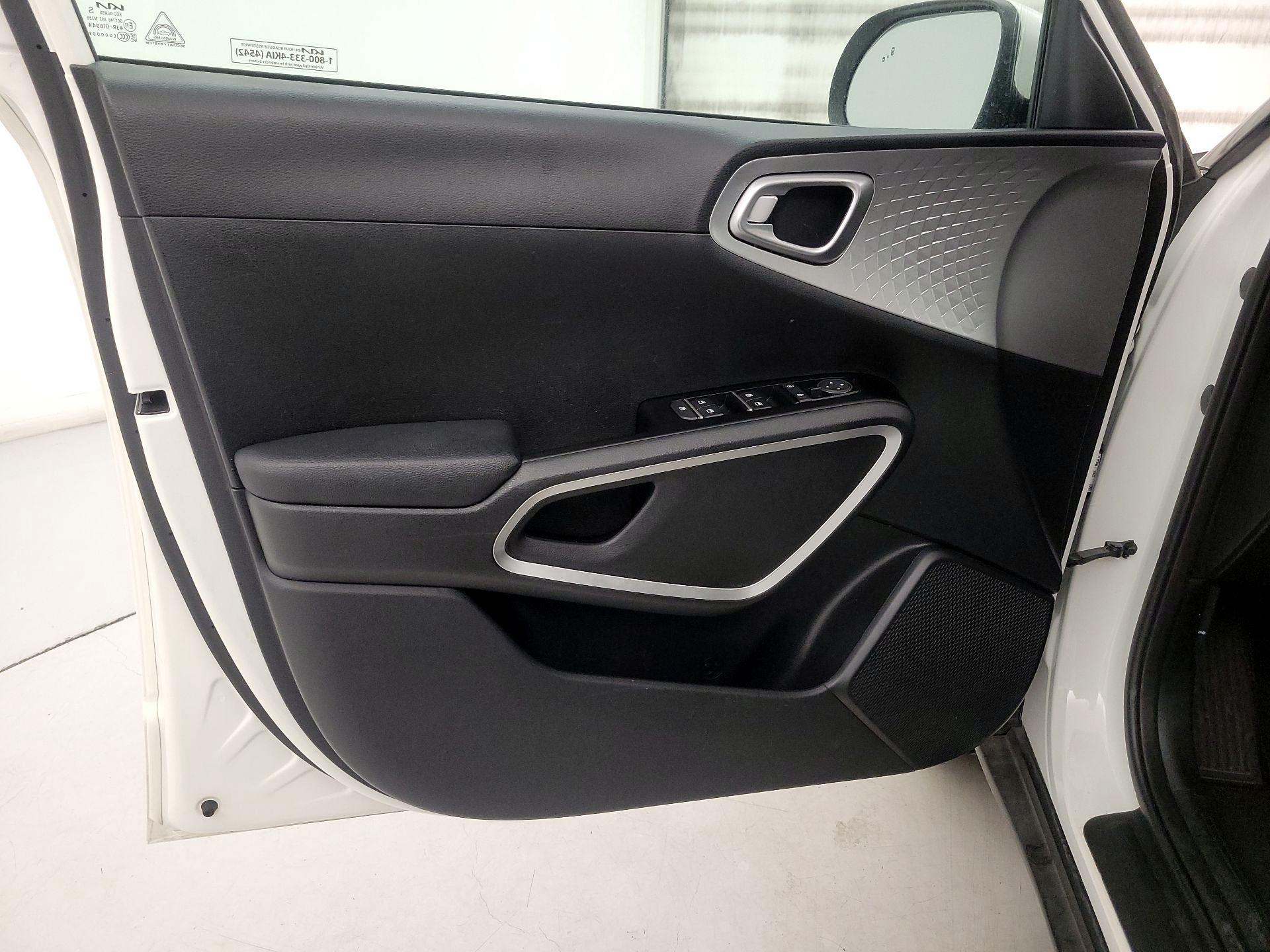 Thumbnail: 2023 Kia Soul - 12