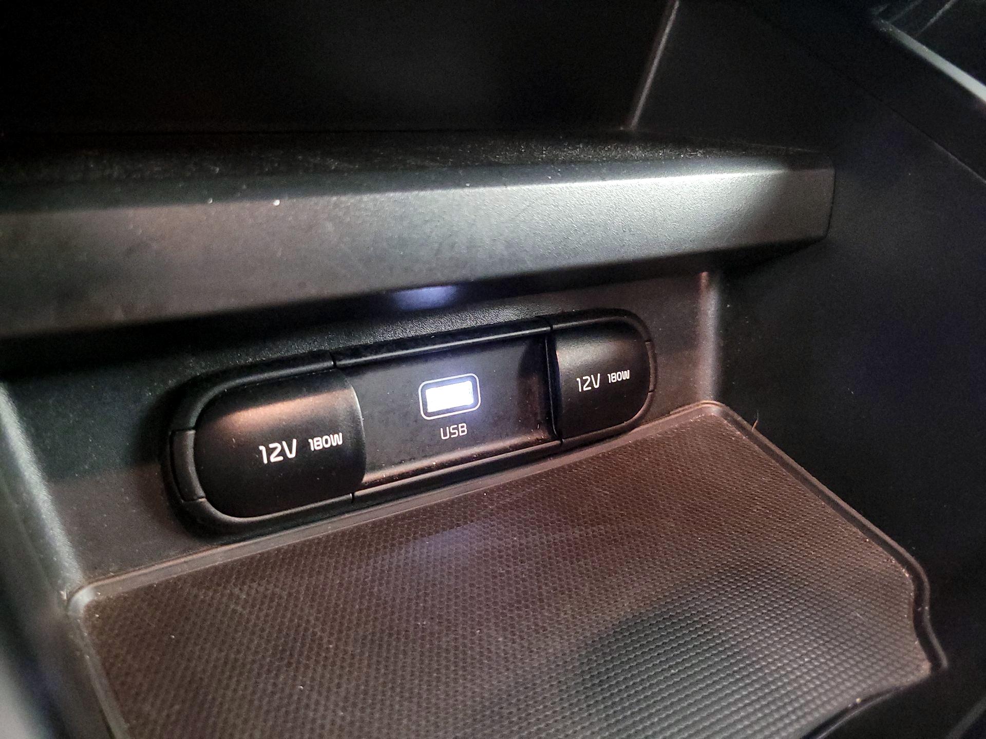 Thumbnail: 2023 Kia Soul - 18