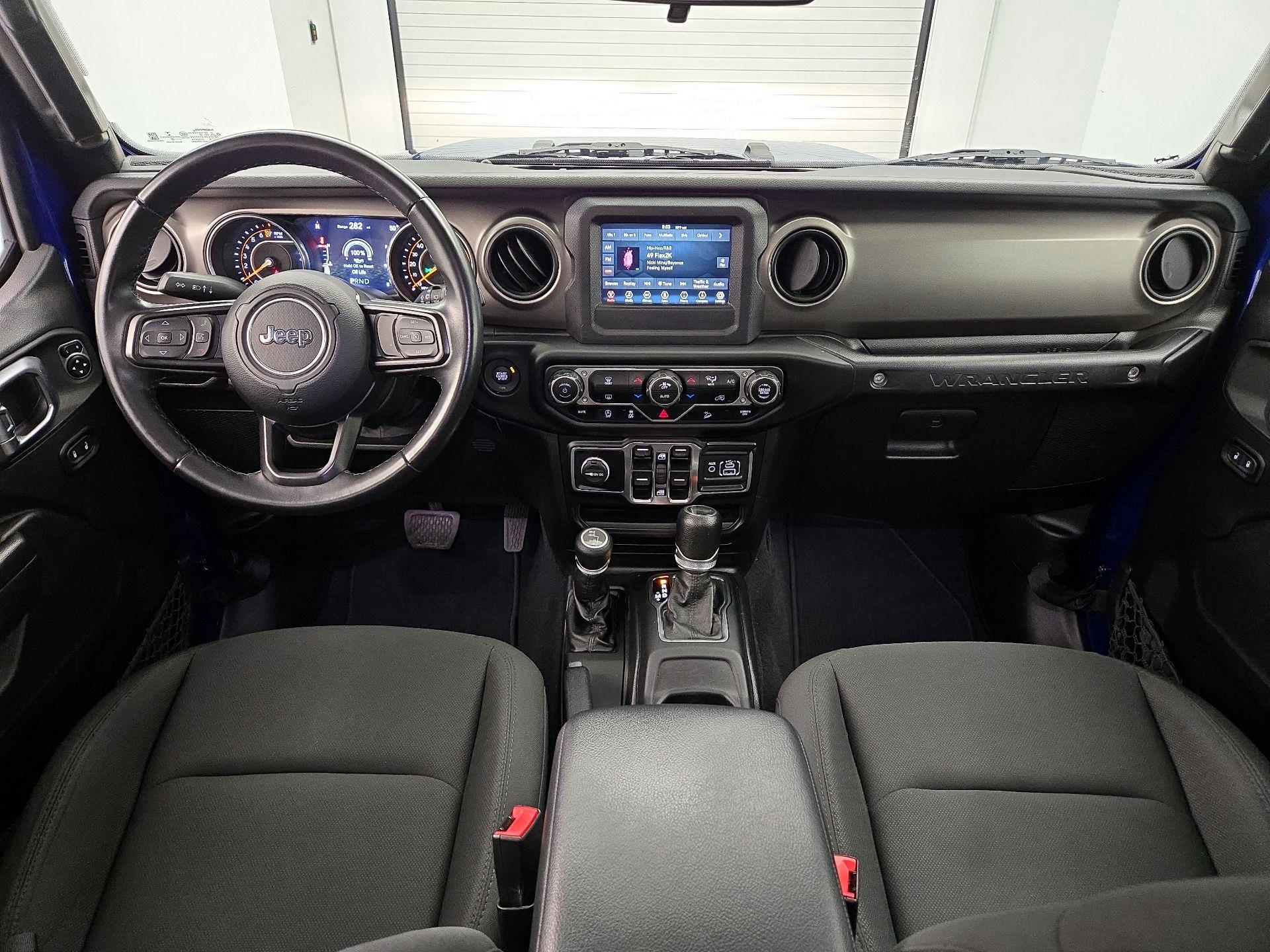 Thumbnail: 2020 Jeep Wrangler - 9