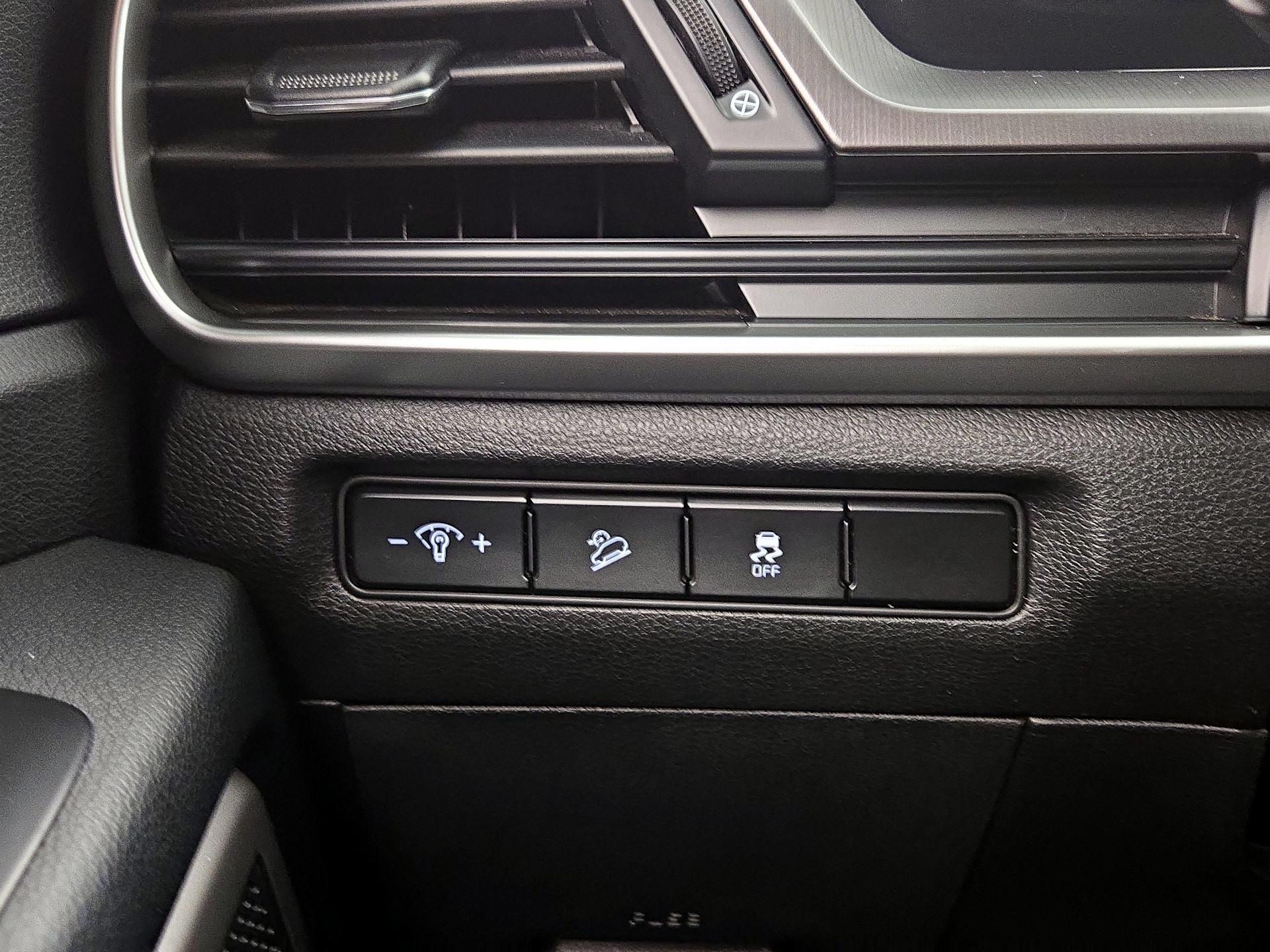 Thumbnail: 2023 Kia Telluride - 13