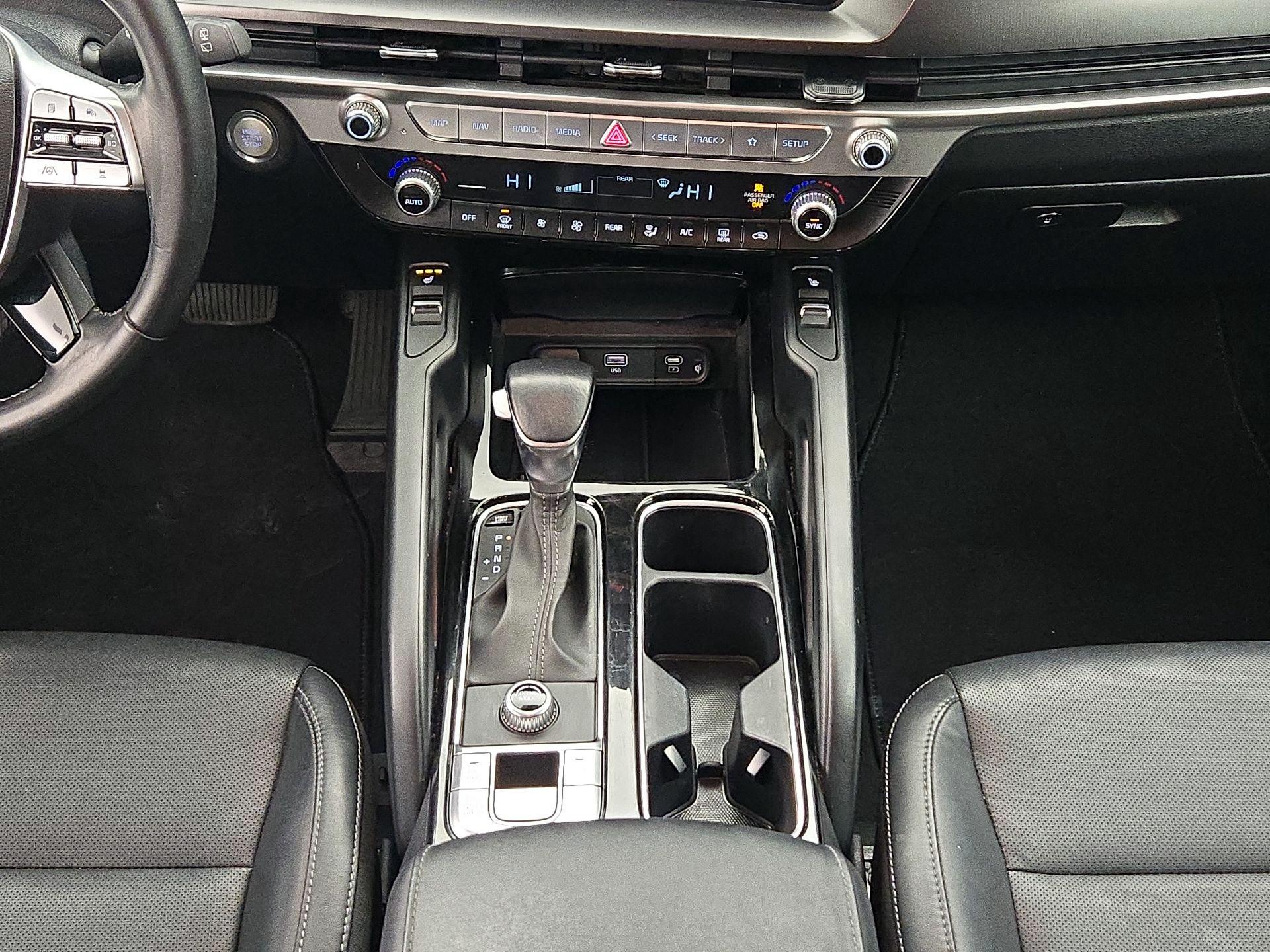 Thumbnail: 2023 Kia Telluride - 18