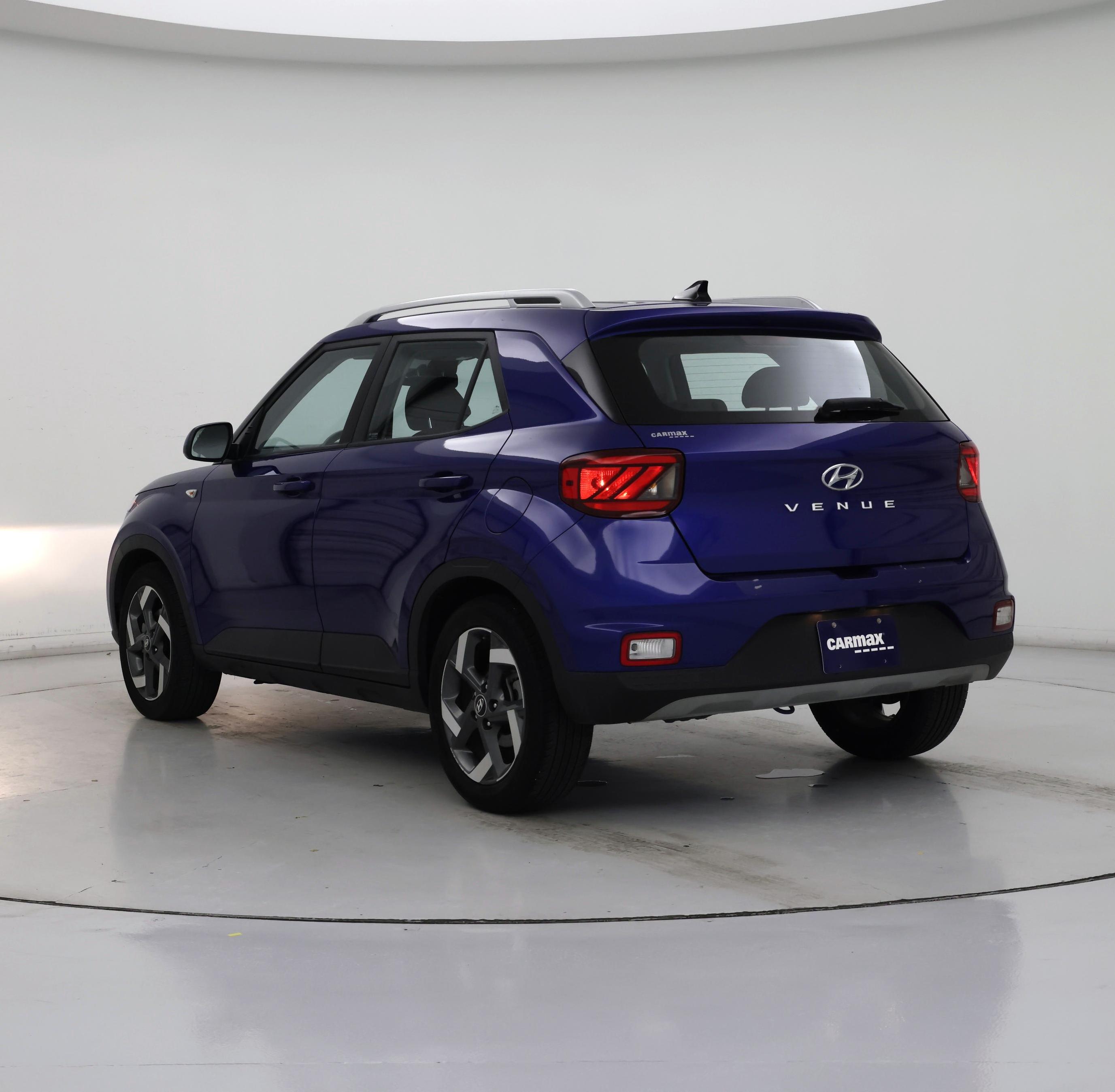 Thumbnail: 2022 Hyundai Venue - 2