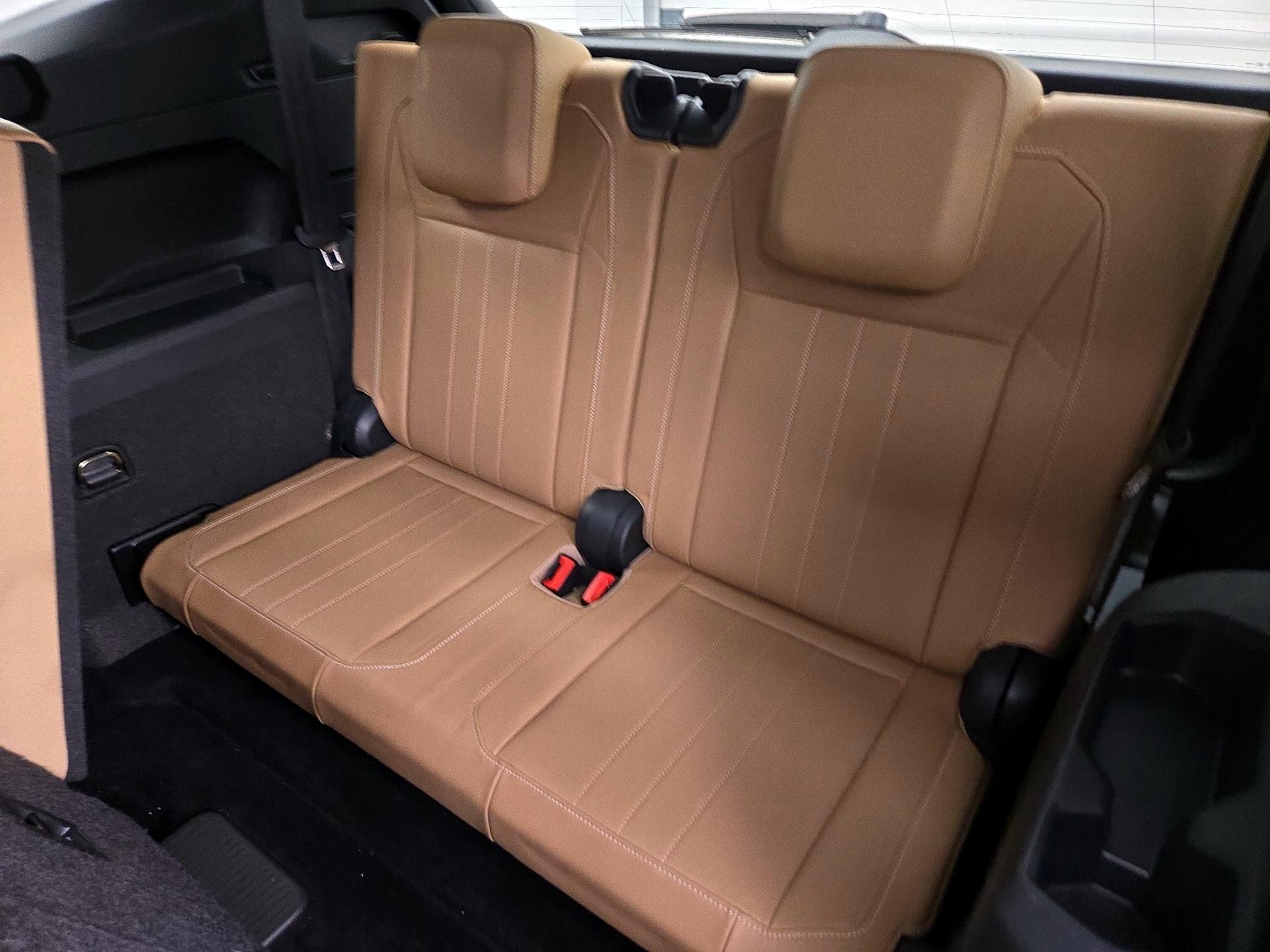 Thumbnail: 2022 Volkswagen Tiguan - 20