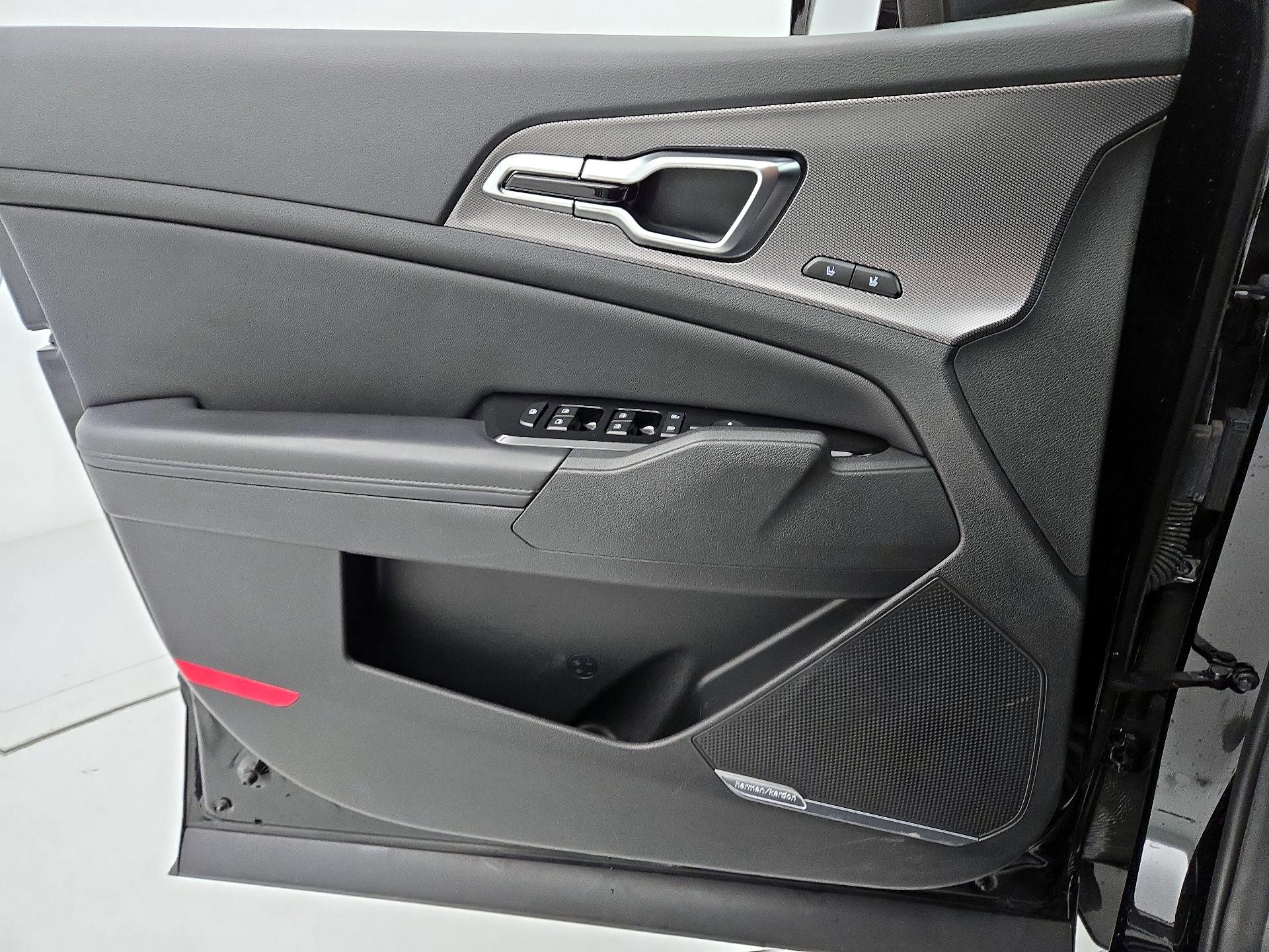 Thumbnail: 2024 Kia Sportage - 12