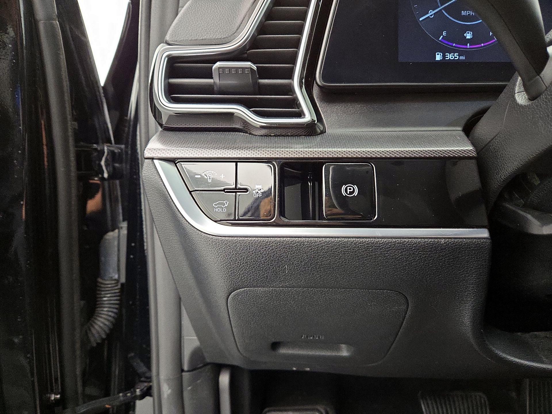 Thumbnail: 2024 Kia Sportage - 13