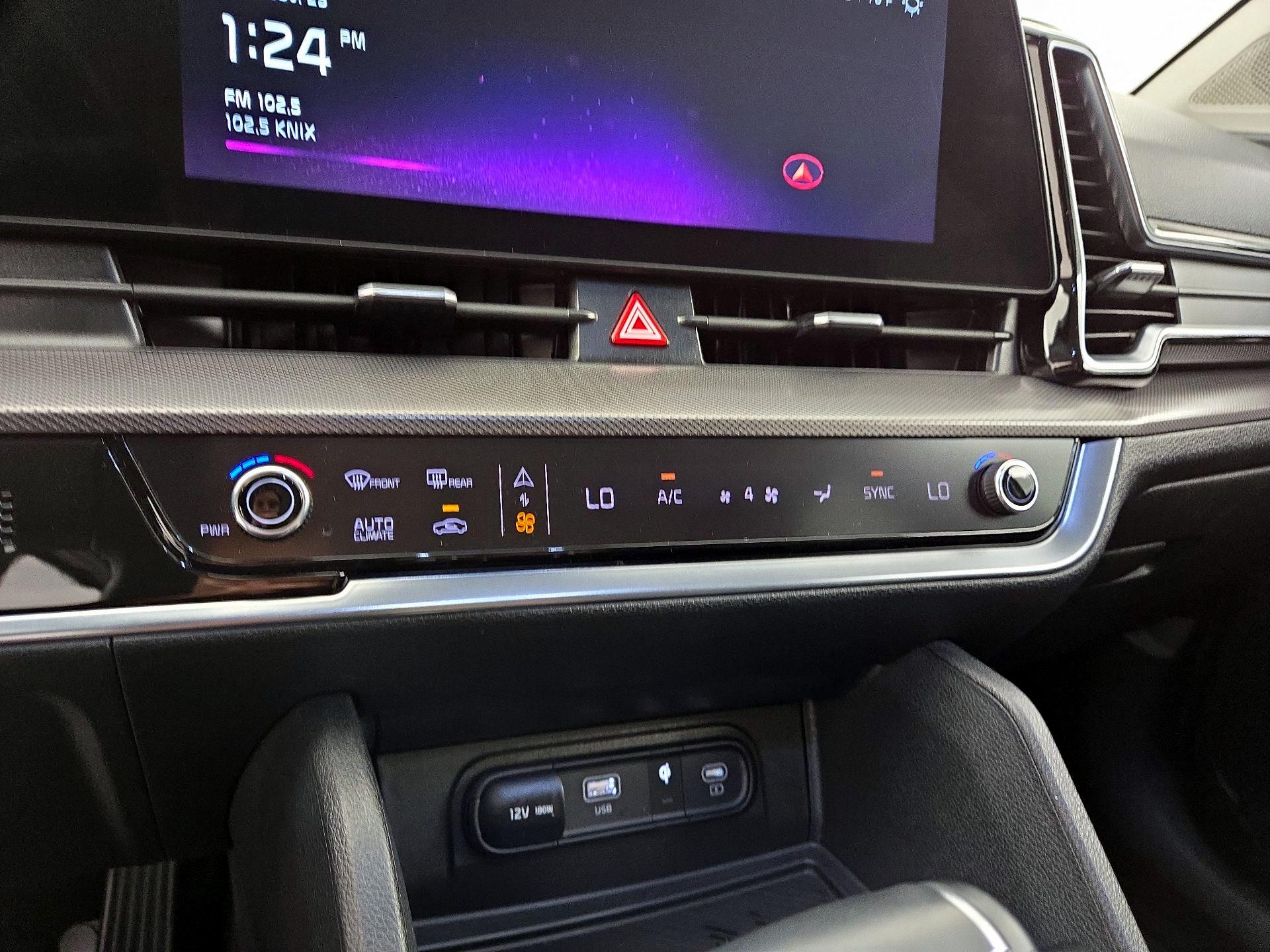 Thumbnail: 2024 Kia Sportage - 17