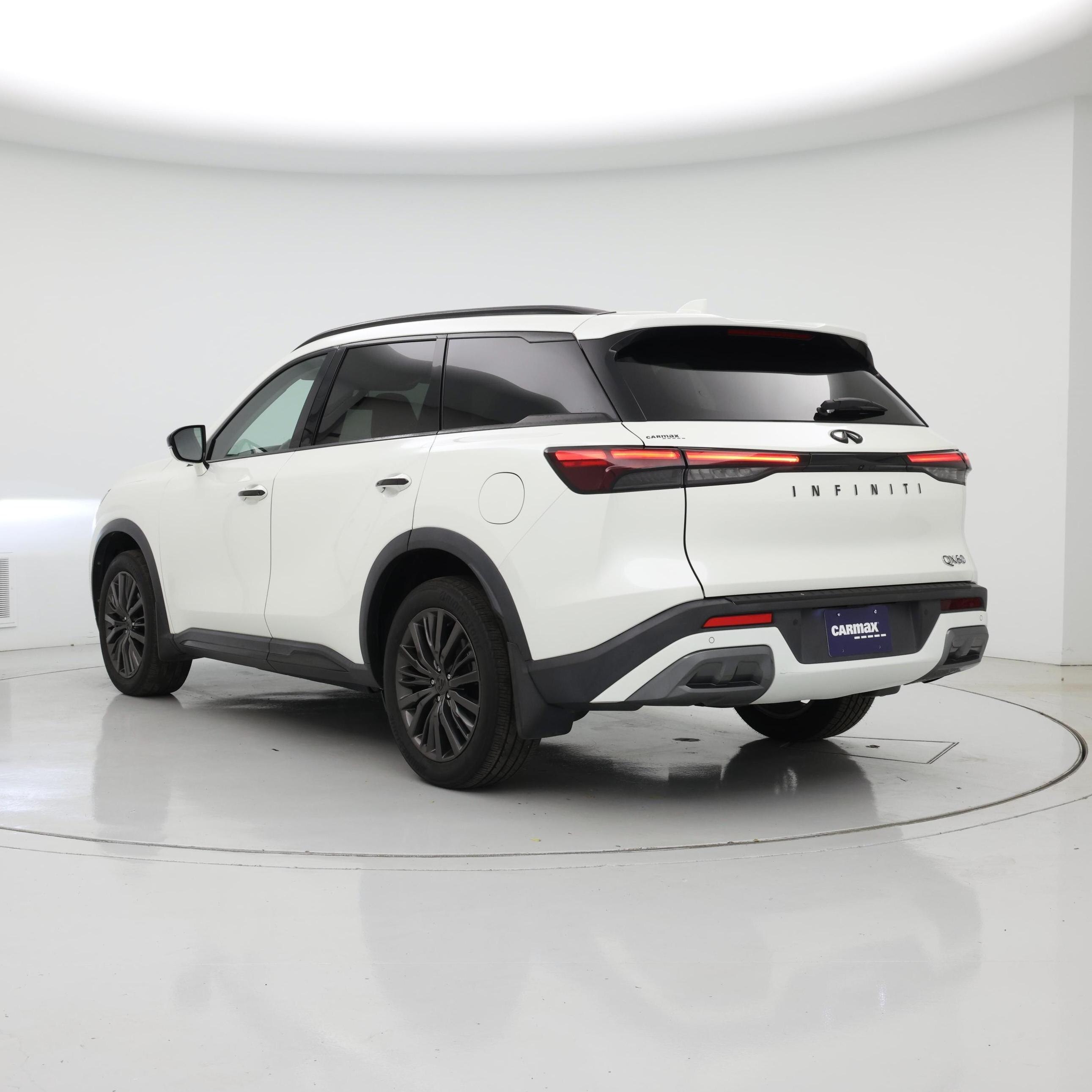 Thumbnail: 2023 INFINITI QX60 - 2