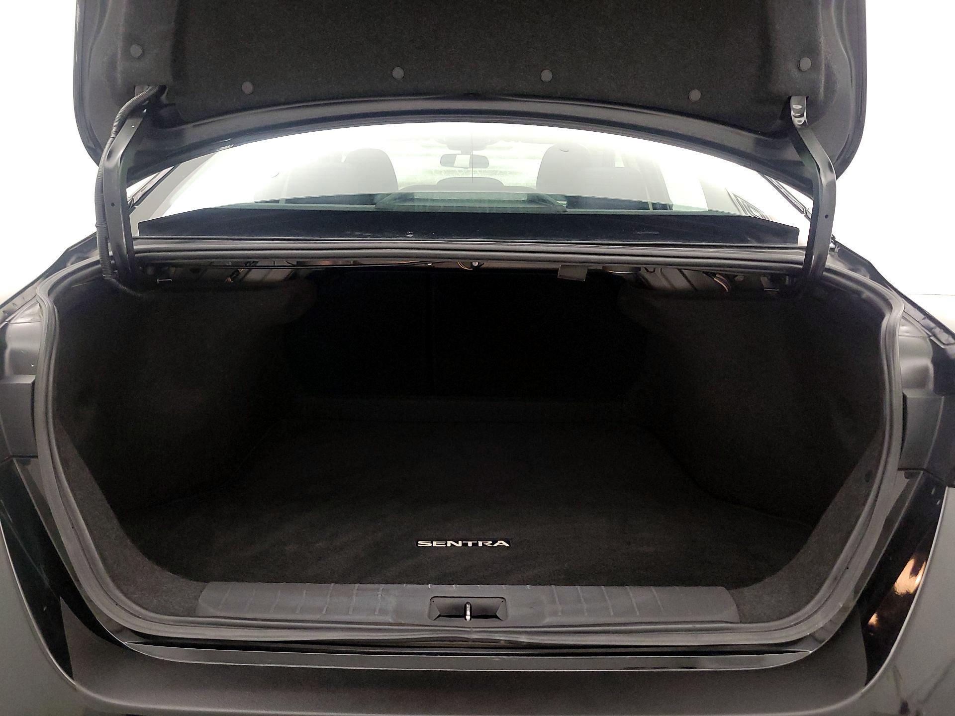 Thumbnail: 2024 Nissan Sentra - 20