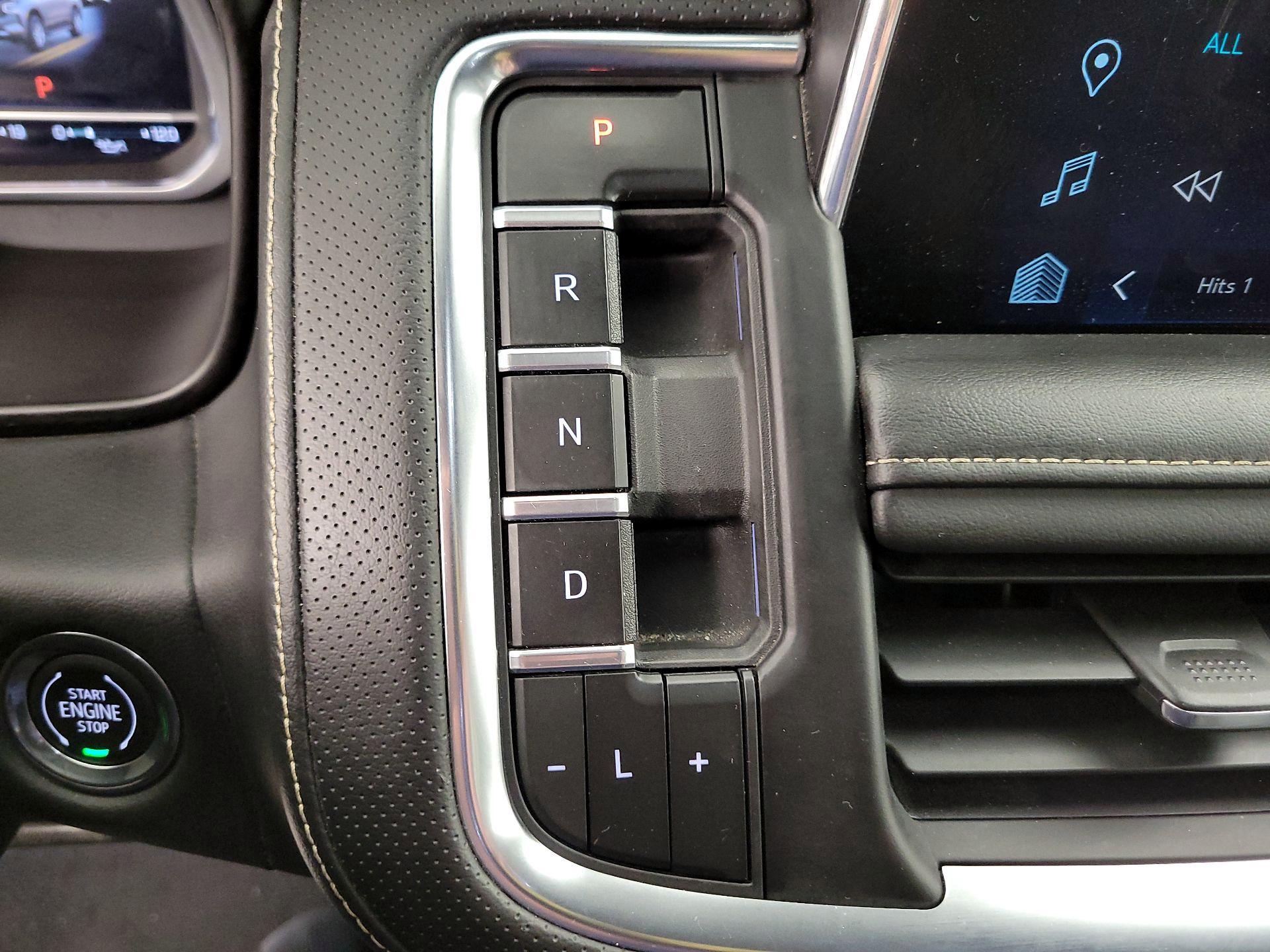 Thumbnail: 2023 Chevrolet Suburban - 17