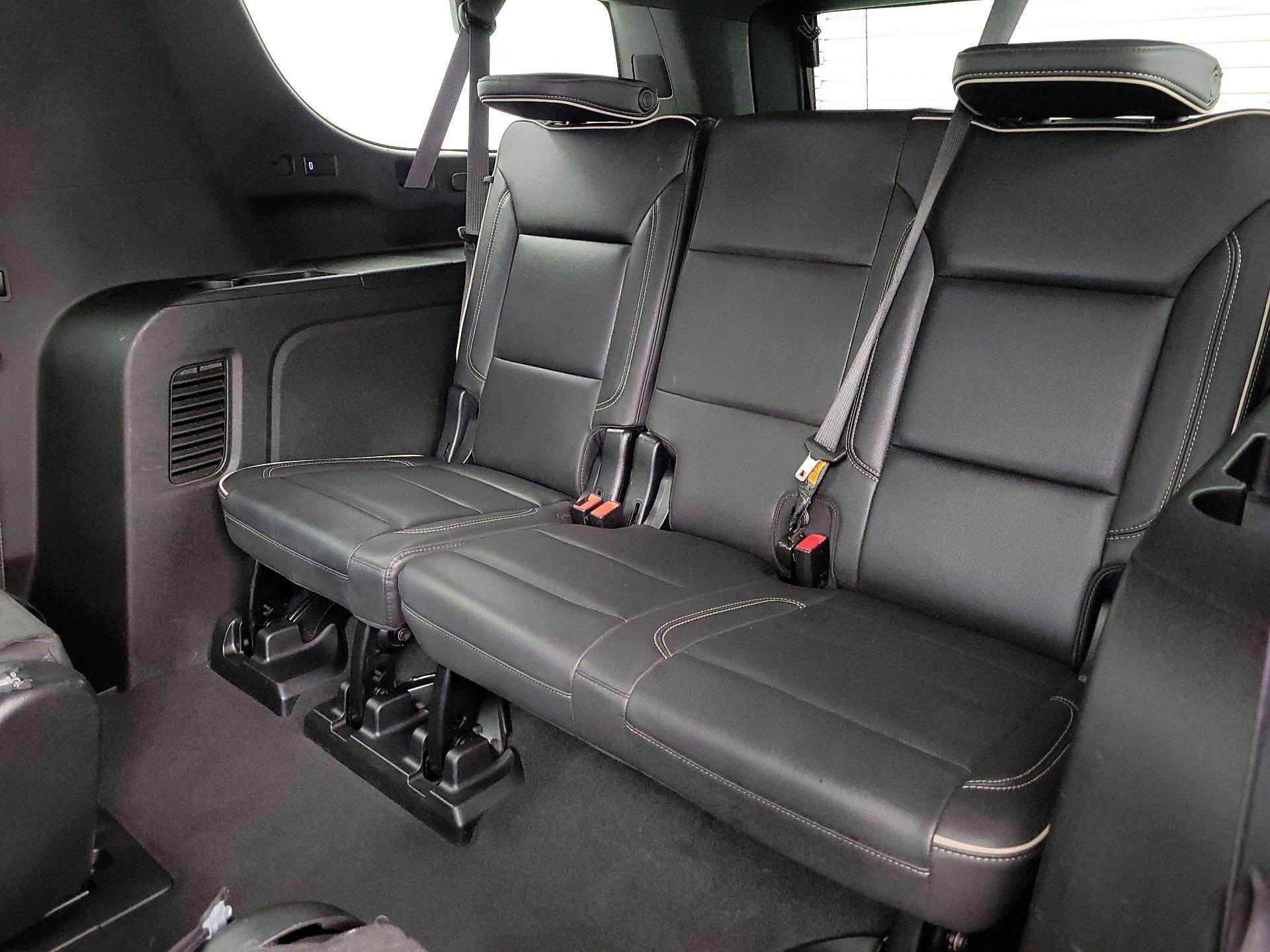 Thumbnail: 2023 Chevrolet Suburban - 20