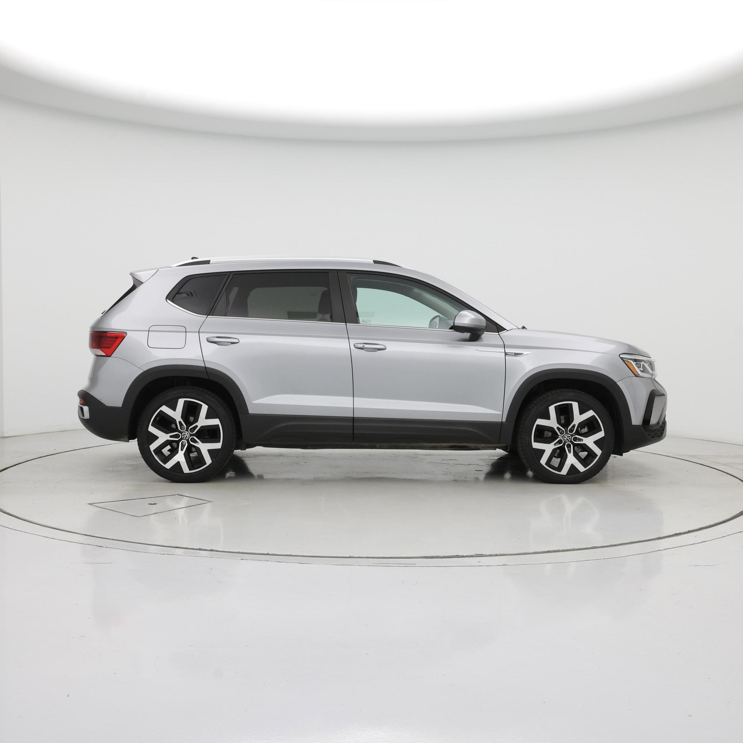 Thumbnail: 2022 Volkswagen Taos - 7