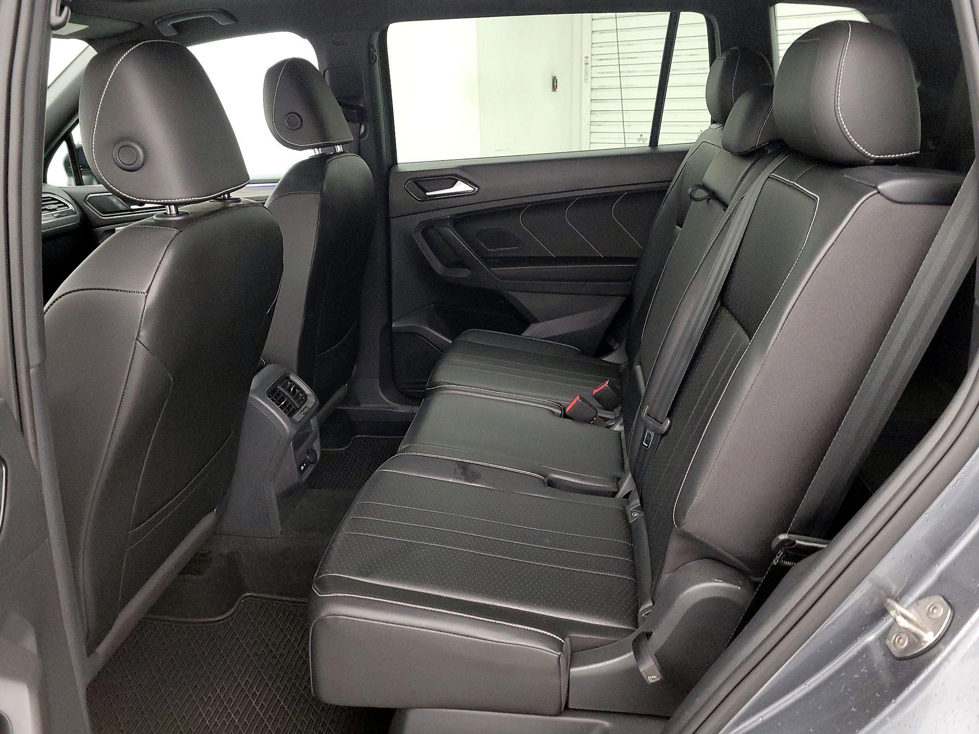 Thumbnail: 2022 Volkswagen Tiguan - 20