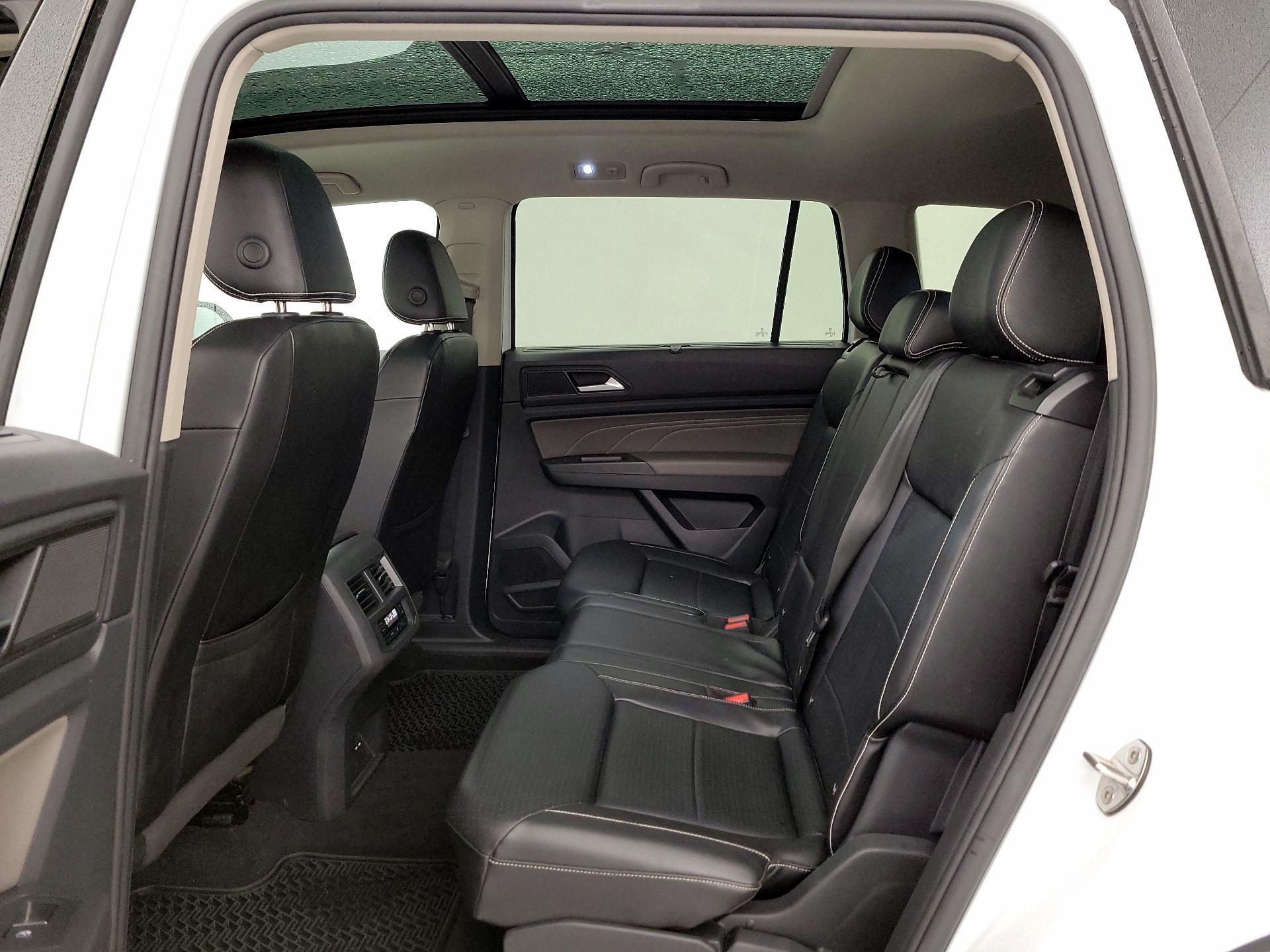 Thumbnail: 2022 Volkswagen Atlas - 20