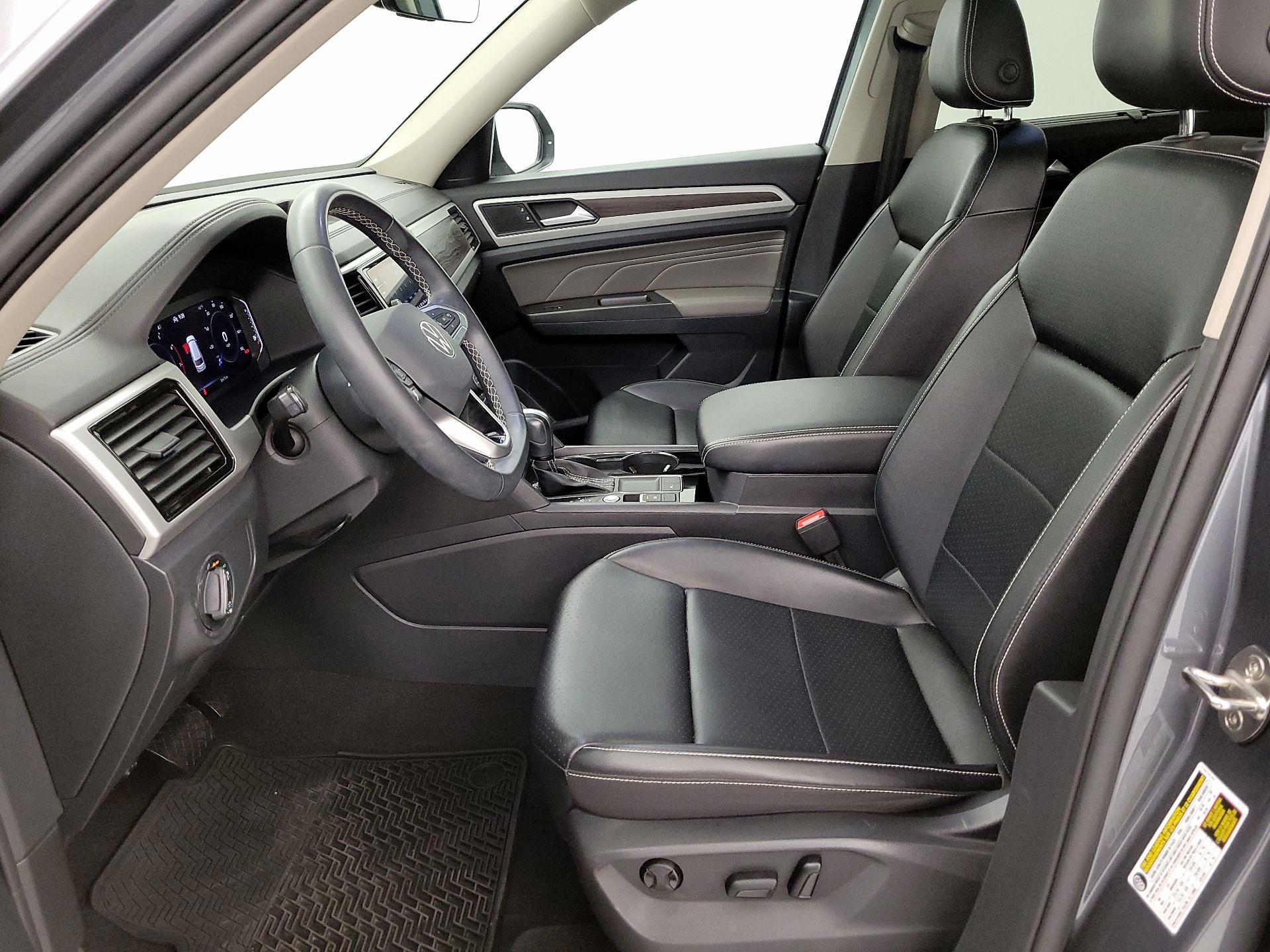 Thumbnail: 2022 Volkswagen Atlas - 11