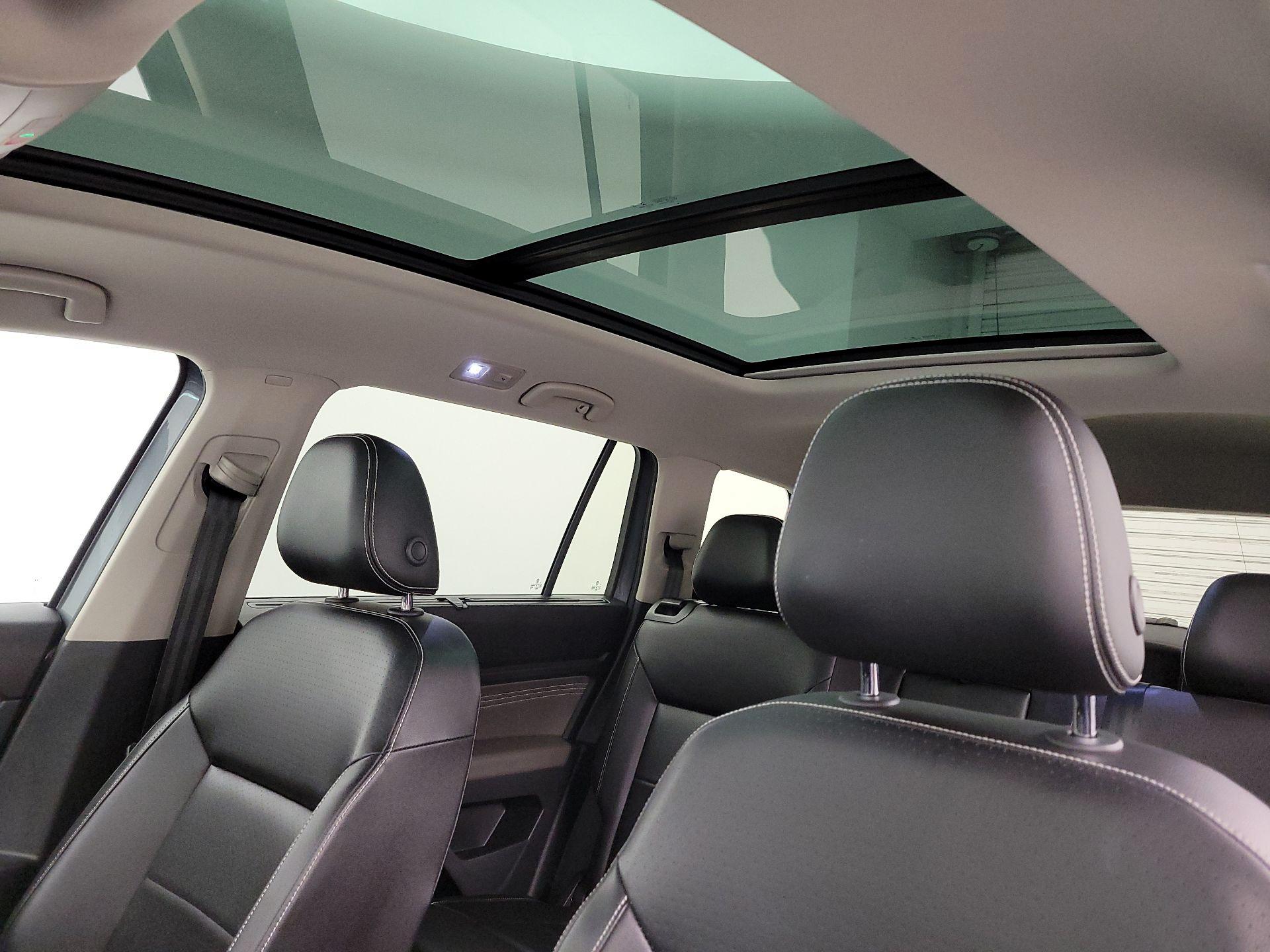 Thumbnail: 2022 Volkswagen Atlas - 19