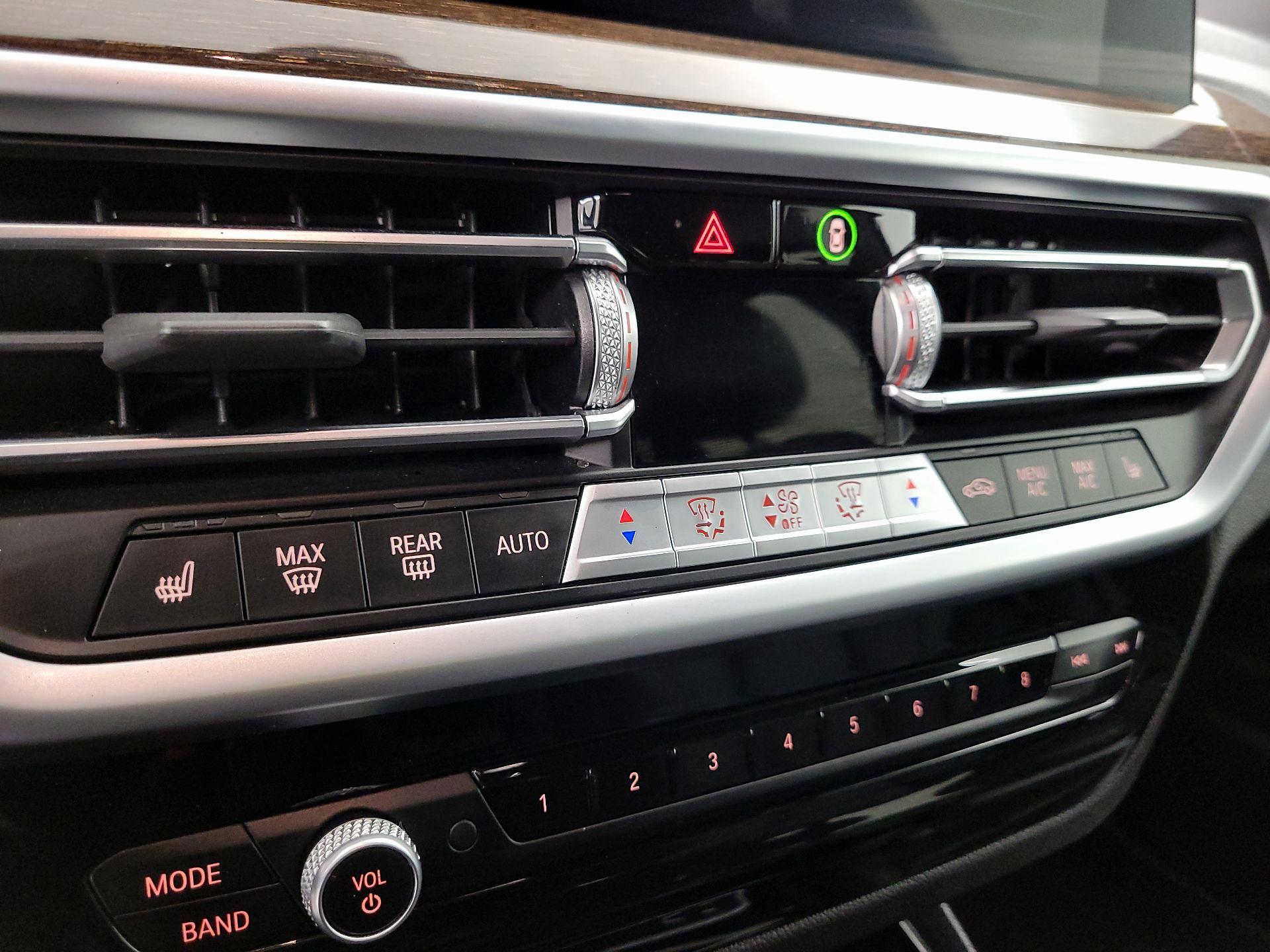 Thumbnail: 2022 BMW X3 - 16