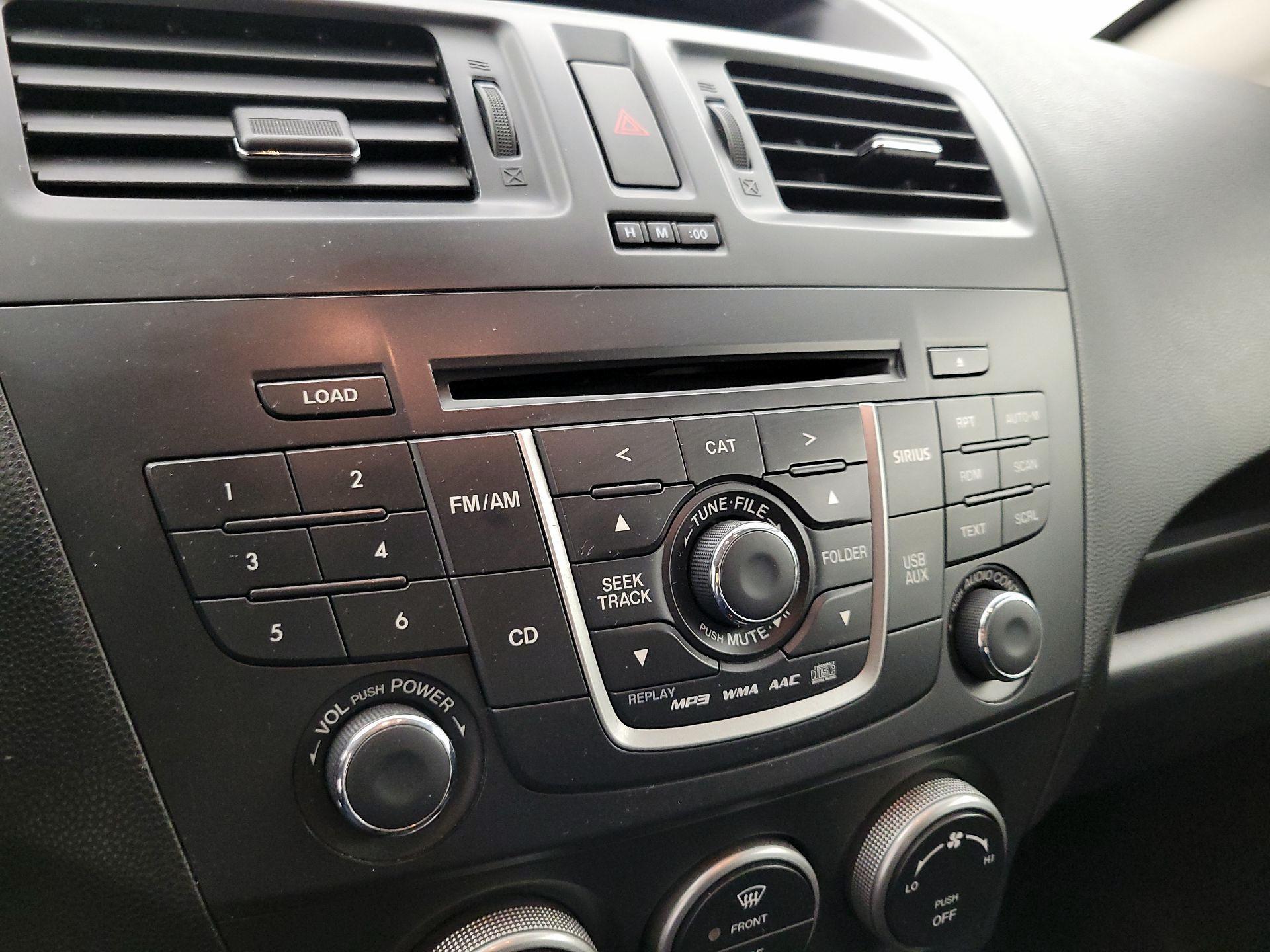 Thumbnail: 2015 Mazda Mazda5 - 14