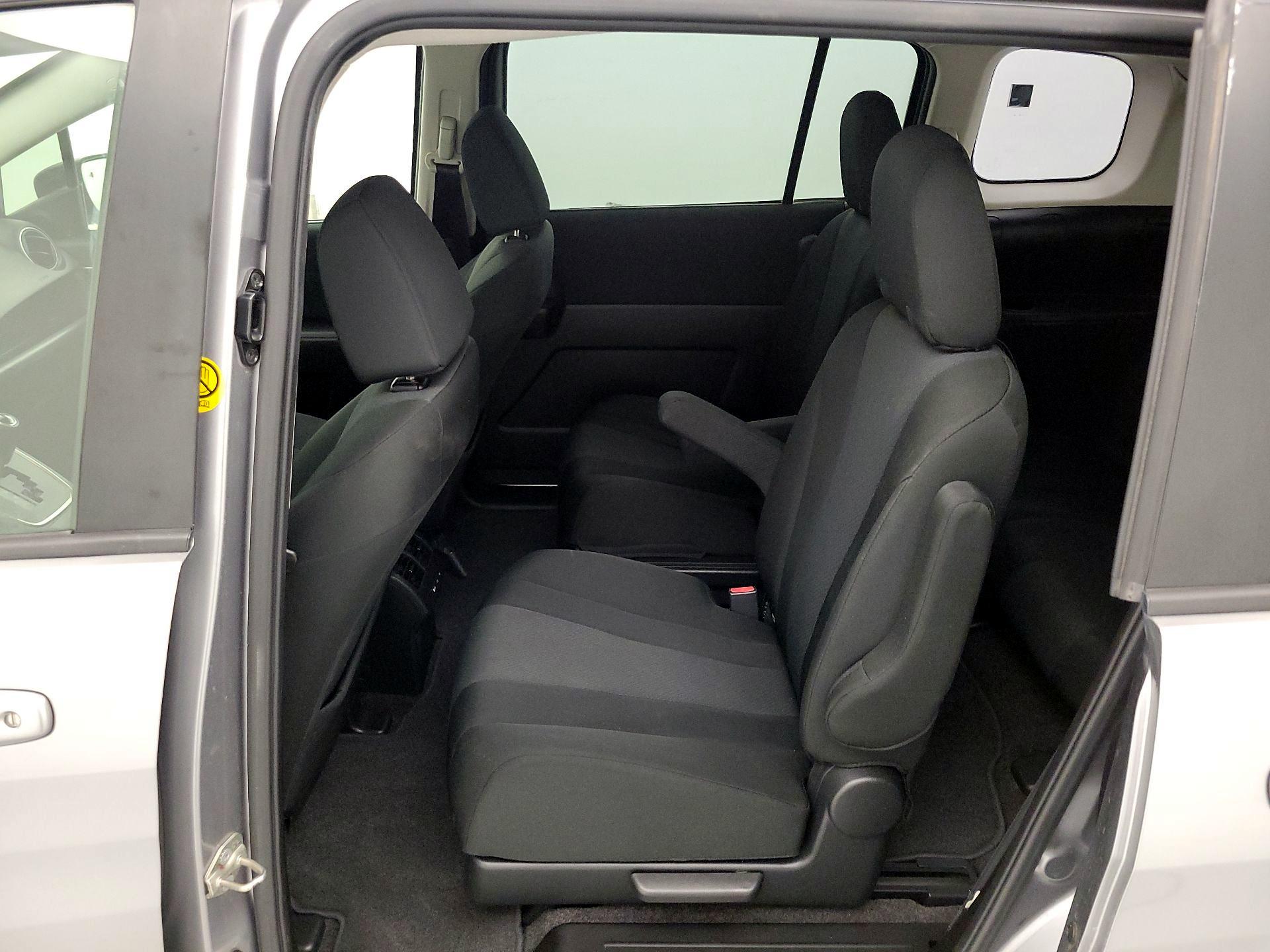 Thumbnail: 2015 Mazda Mazda5 - 17