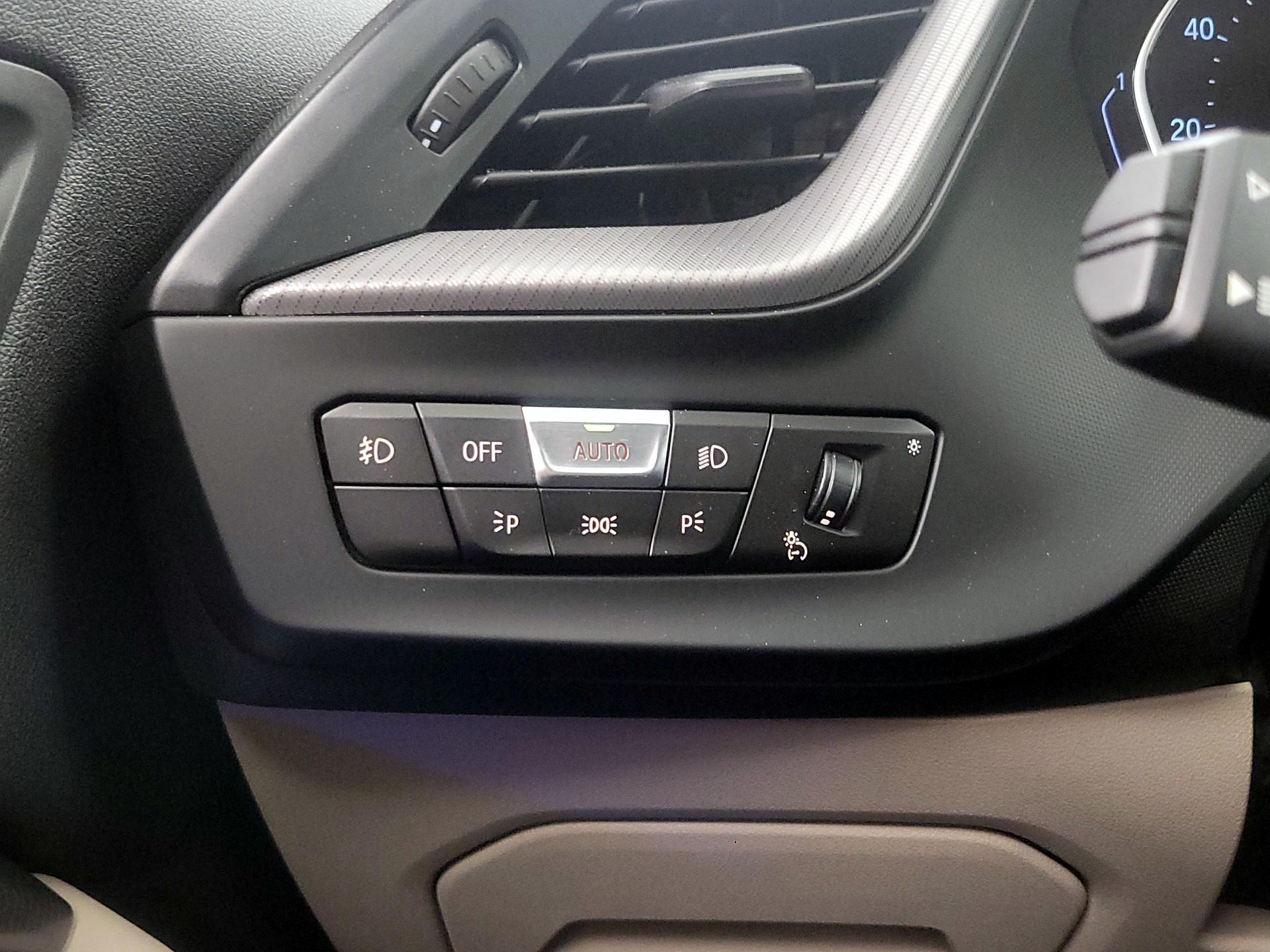 Thumbnail: 2021 BMW 2 Series - 13