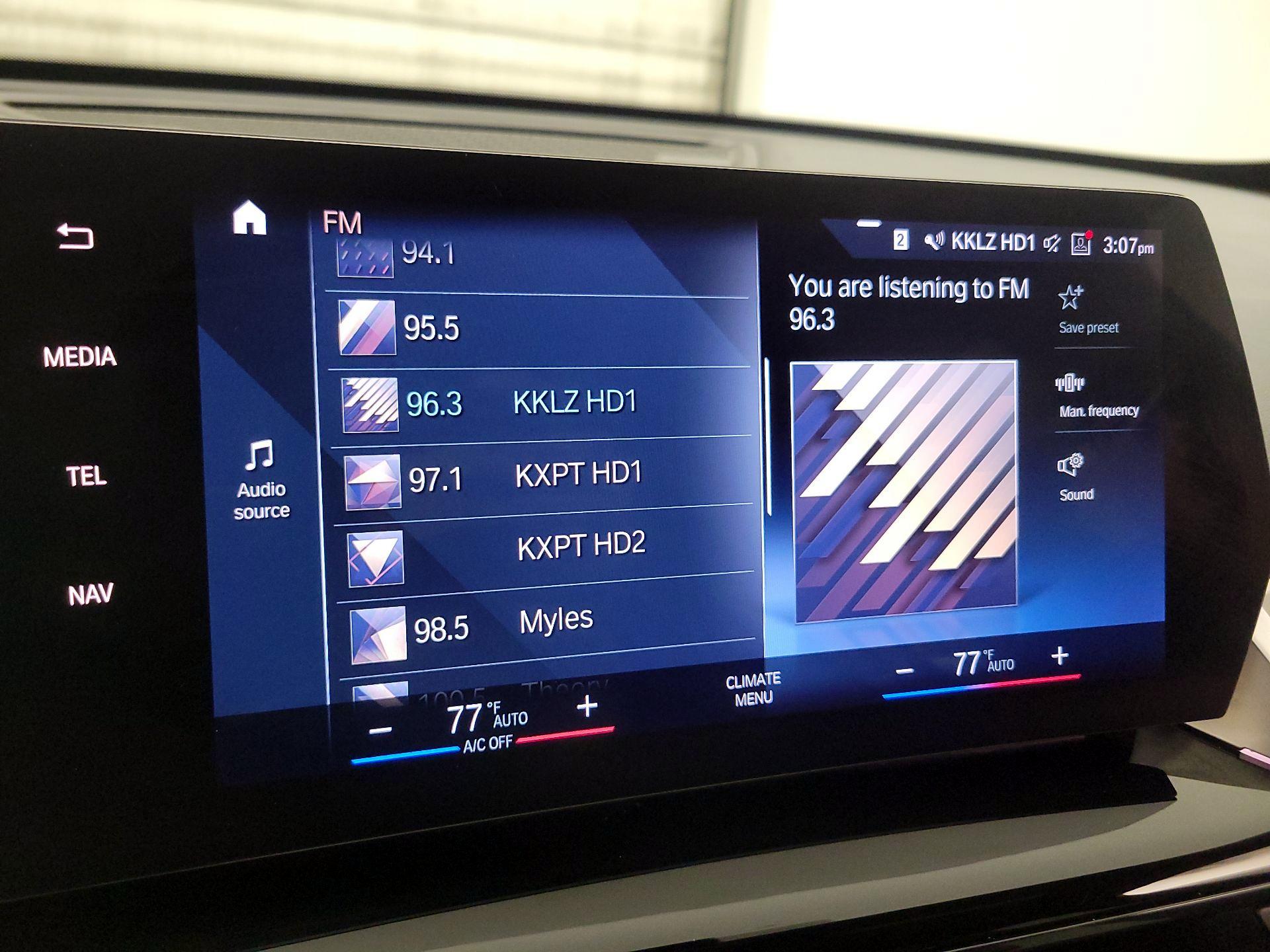 Thumbnail: 2023 BMW X1 - 16