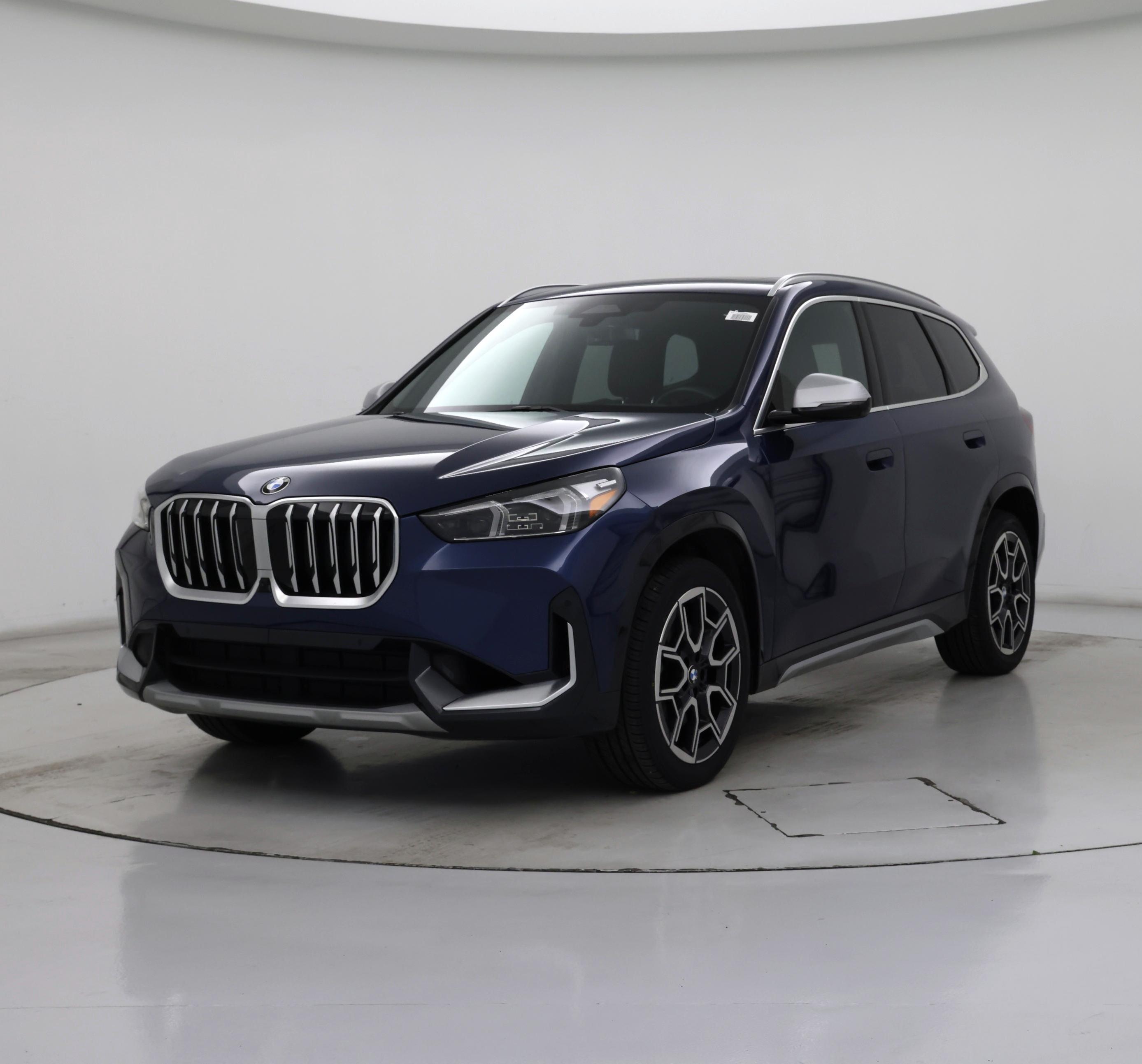 Thumbnail: 2023 BMW X1 - 4