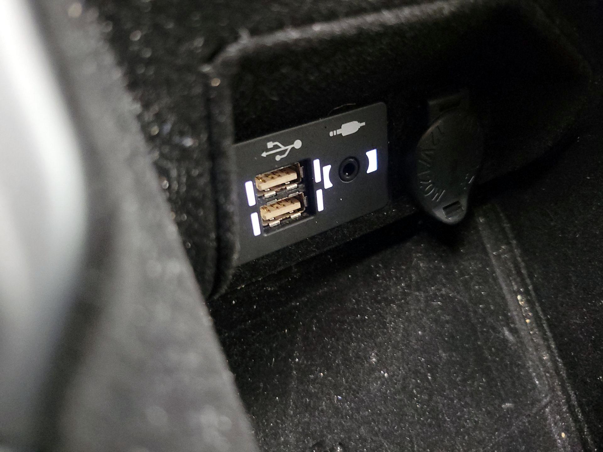 Thumbnail: 2022 Lexus IS - 18