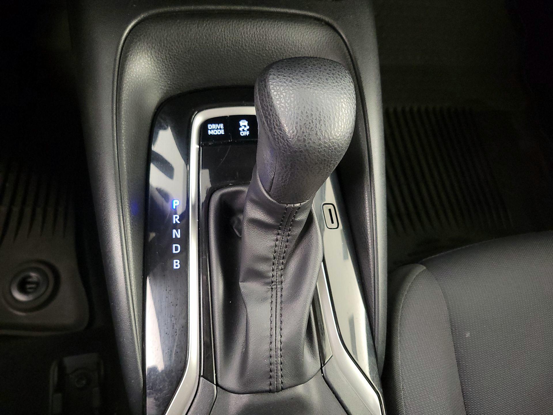 Thumbnail: 2023 Toyota Corolla - 17