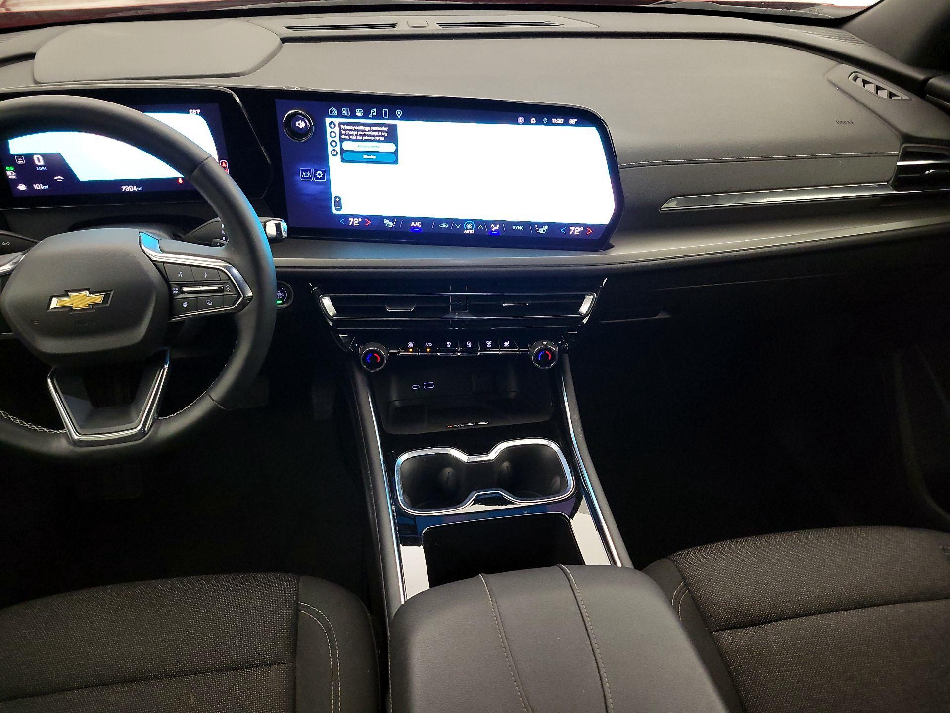 Thumbnail: 2025 Chevrolet Traverse - 9