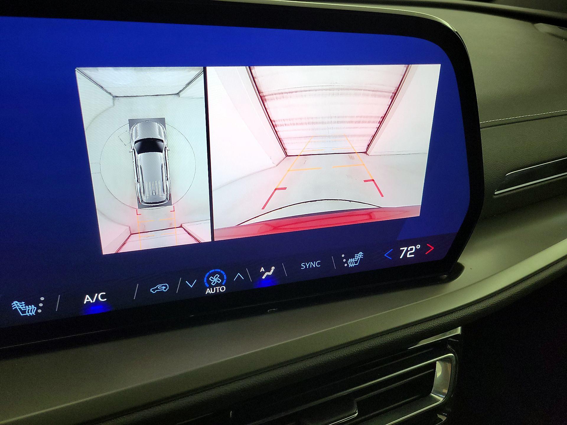 Thumbnail: 2025 Chevrolet Traverse - 15