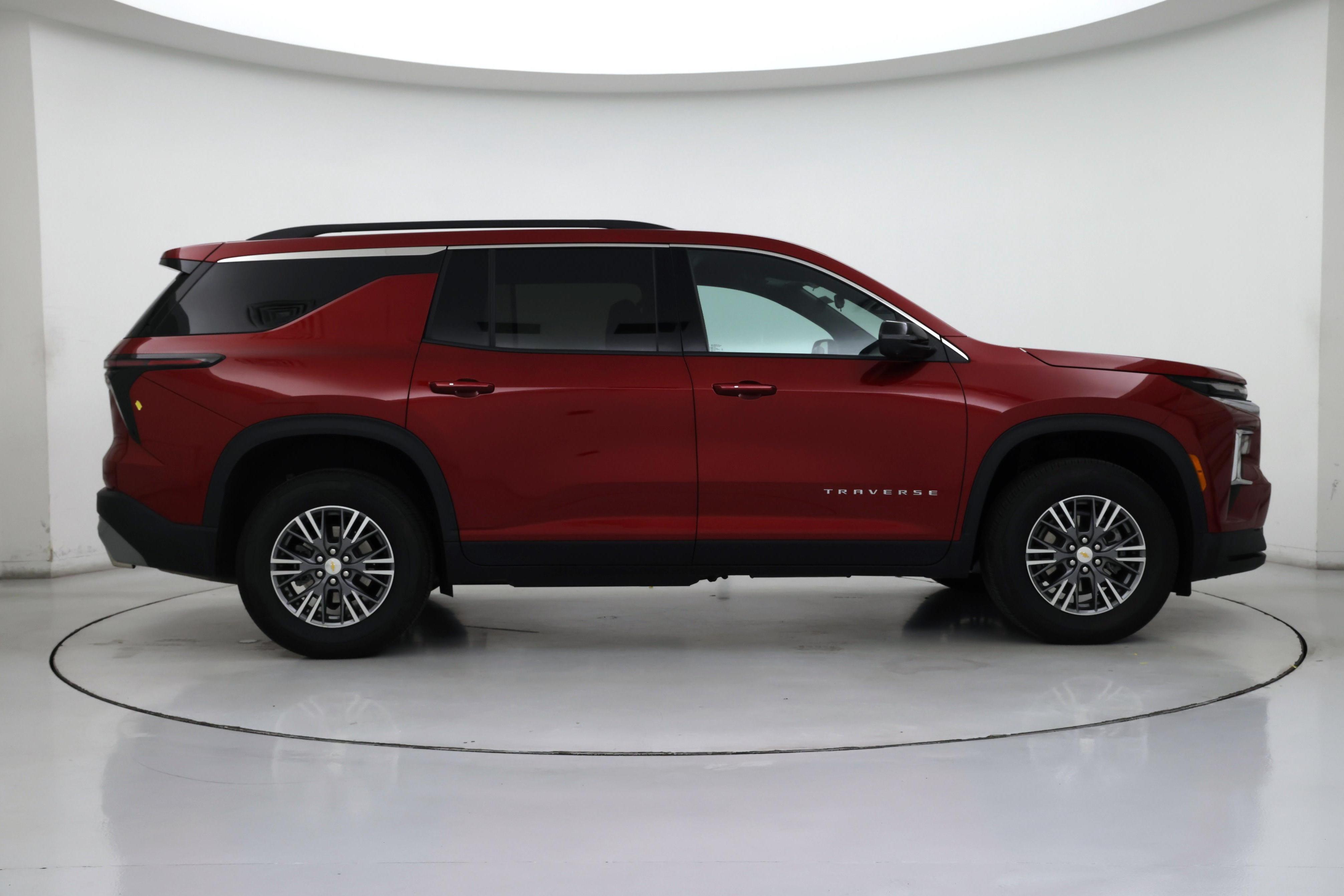 Thumbnail: 2025 Chevrolet Traverse - 7