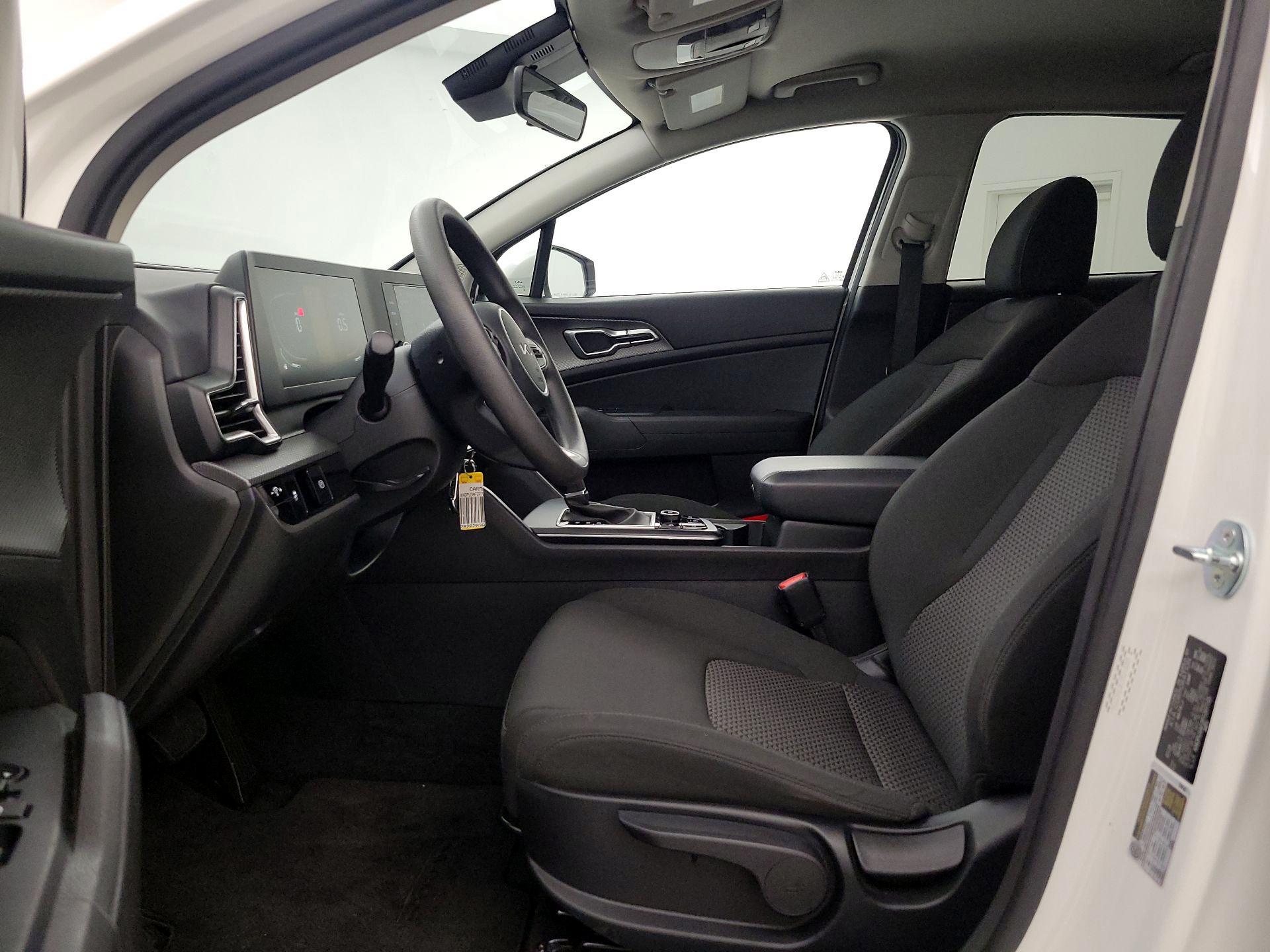 Thumbnail: 2023 Kia Sportage - 11